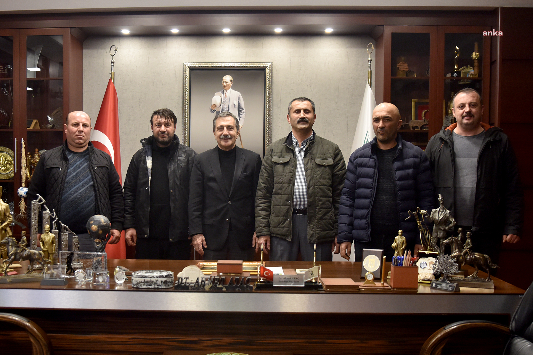 ESKİŞEHİRLİ ÜRETİCİLERDEN TEPEBAŞI BELEDİYE BAŞKANI ATAÇ’A ZİYARET