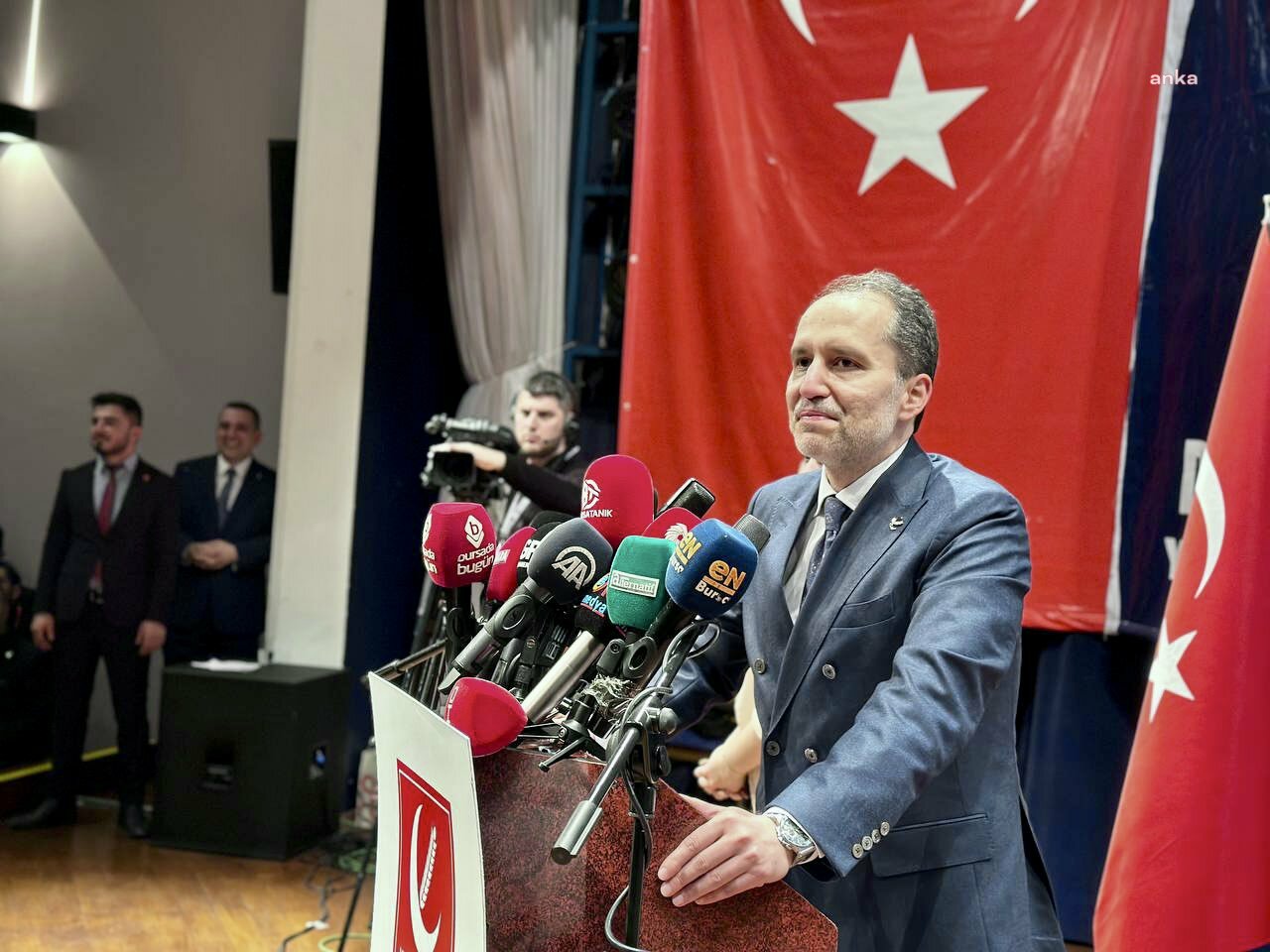 ERBAKAN: “ULUDAĞ MİLLİ PARKI’NDAKİ BİNLERCE DÖNÜM ARAZİ; OTELCİLİĞE, BETONLAŞMAYA, YAPILAŞMAYA AÇILACAK. MİLYAR DOLARLIK YENİ RANTLAR OLUŞTURULACAK. BUNLAR SİYASETİ, TİCARET OLARAK YAPIYORLAR”