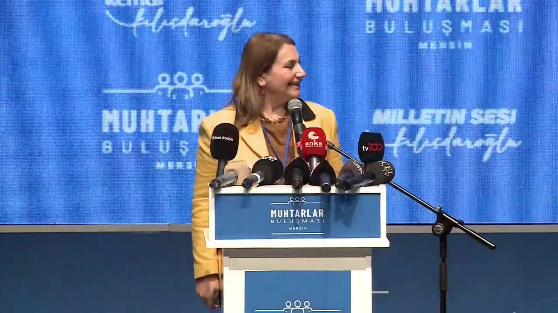 KILIÇDAROĞLU, MERSİN’DE MUHTARLARLA BULUŞTU… KOCAYER MAHALLESİ MUHTARI ÖZTÜRK: “GİRDİ MALİYETLERİ İLE BAŞ EDEMEZ OLDUK. ÇÖZECEĞİNİ BİLİYORUZ. ÇİFTÇİLER OLARAK SİZDEN UMUTLUYUZ”