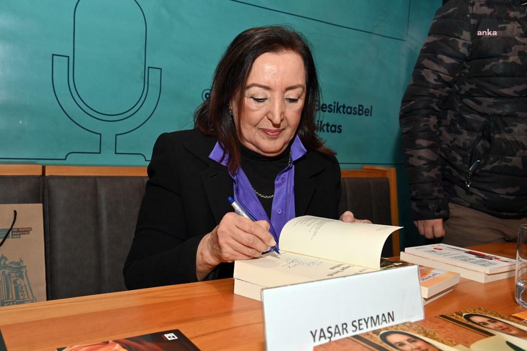 YAŞAR SEYMAN, BEŞİKTAŞ BELTAŞ KİTAP KAFE’DE OKURLARIYLA BULUŞTU