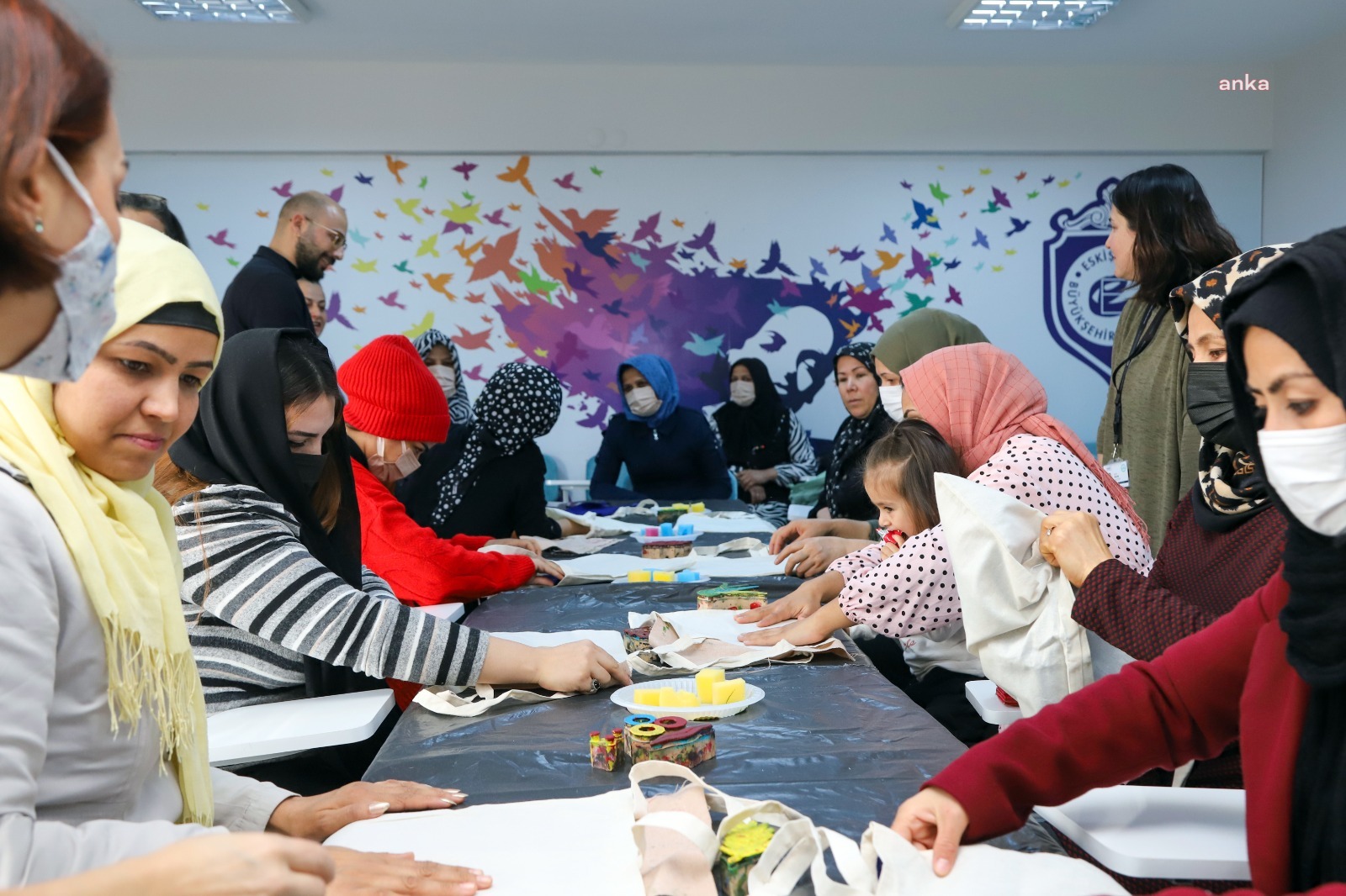 ESKİŞEHİR’DE TARIM İŞÇİSİ KADINLARA YÖNELİK EĞİTİMLER SÜRÜYOR