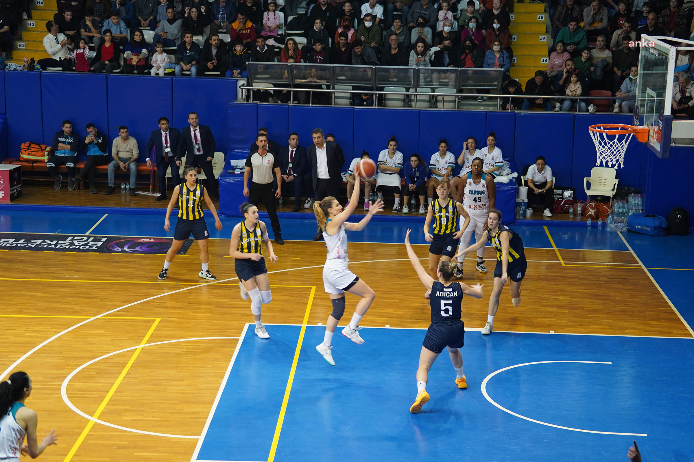 TARSUS BELEDİYESİ KADIN BASKETBOL TAKIMI, FENERBAHÇE GELİŞİM’İ MAĞLUP ETTİ