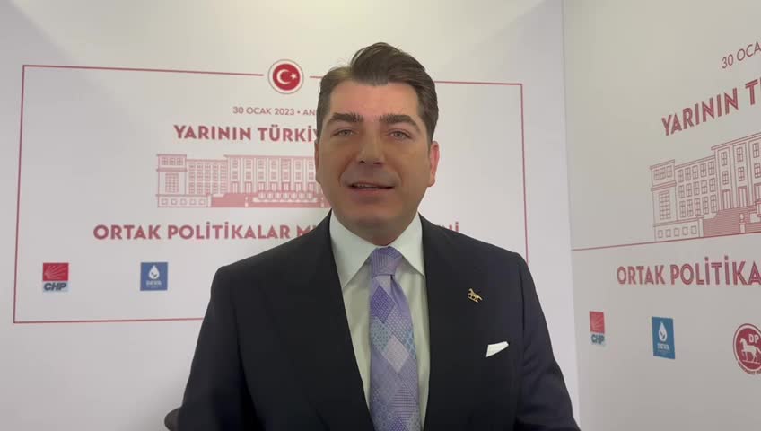 EKREM ERAY ARDA: "ÜLKEMİZİ DEMOKRASİYE GEÇİRMEK İÇİN SİZE SÖZ VERİYORUZ"