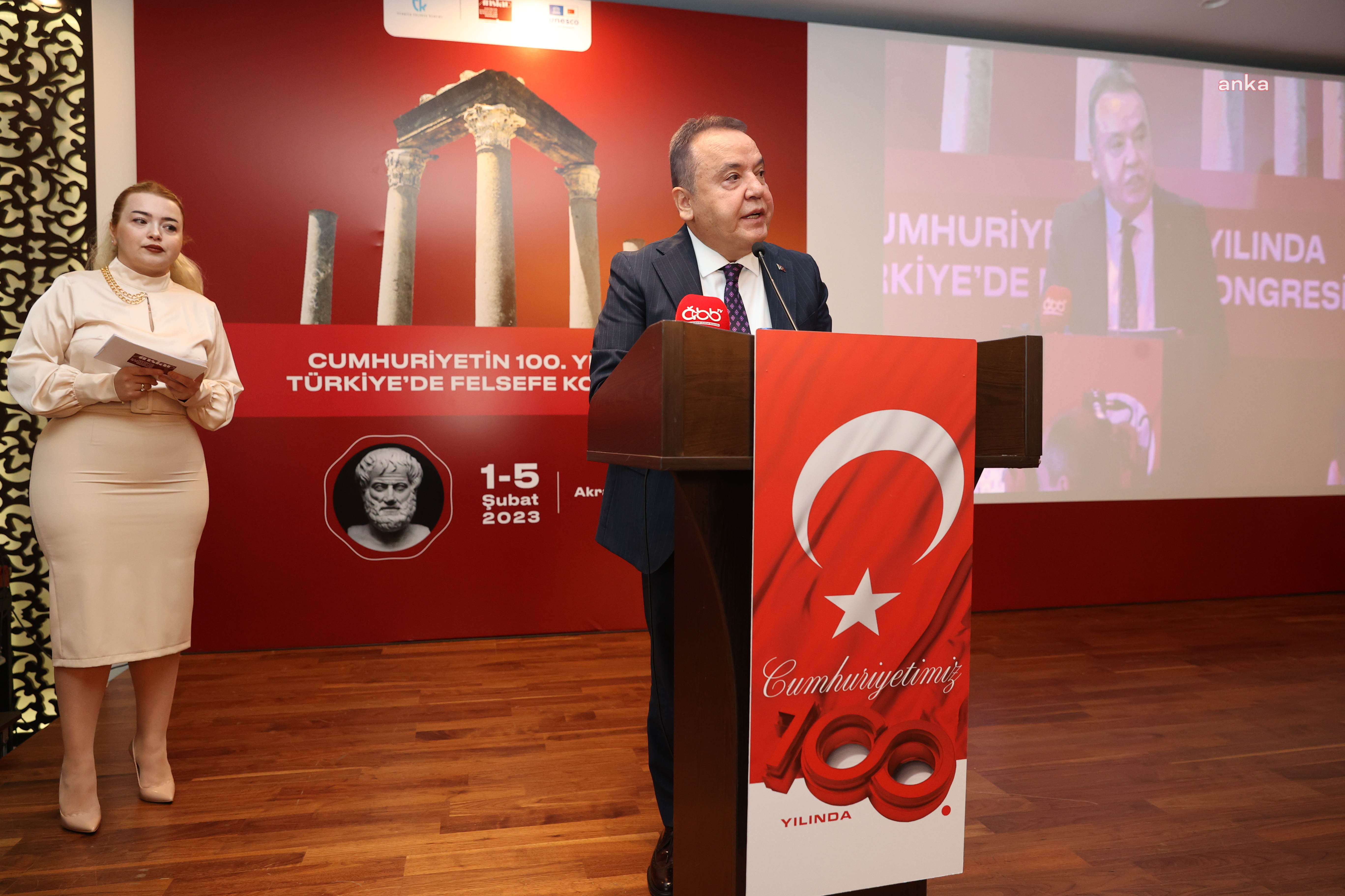 MUHİTTİN BÖCEK, ‘CUMHURİYETİN 100’ÜNCÜ YILINDA TÜRKİYE’DE FELSEFE’ KONGRESİNİN AÇILIŞINA KATILDI