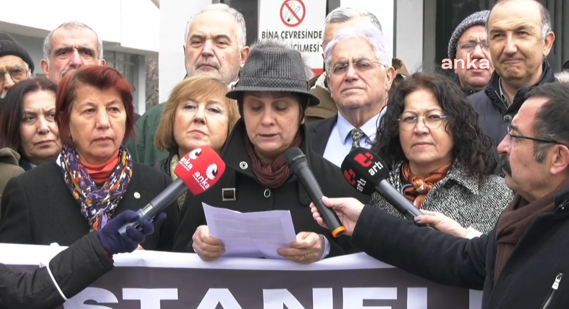 HASTANEMİ AÇIN PLATFORMU, DIŞKAPI VE SAMİ ULUS HASTANELERİNİN YIKILMAK İSTENMESİNE TEPKİ GÖSTERDİ: “BENİM VERGİLERİMLE YAPILAN BU HASTANELERİ YIKAMAZSINIZ”