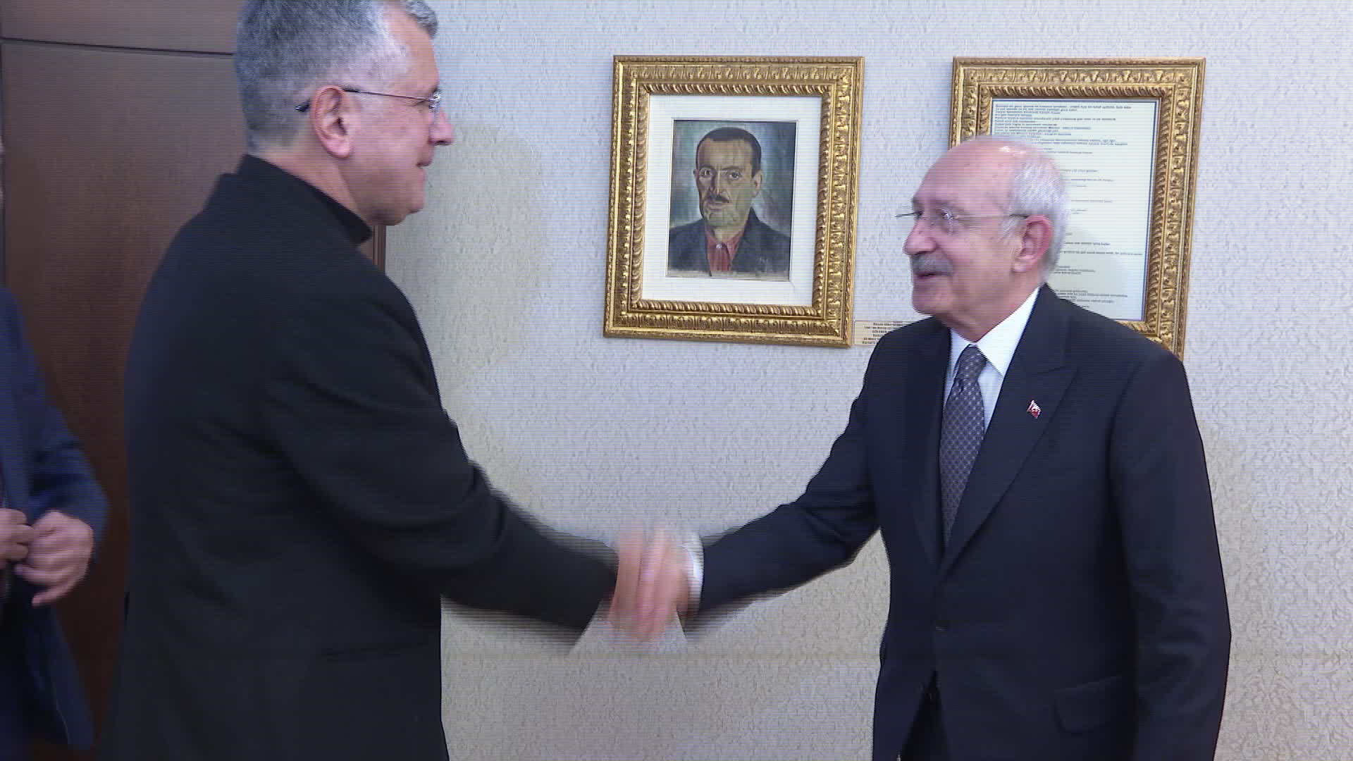 KILIÇDAROĞLU, SOL PARTİ YÖNETİCİLERİ İLE BİR ARAYA GELDİ