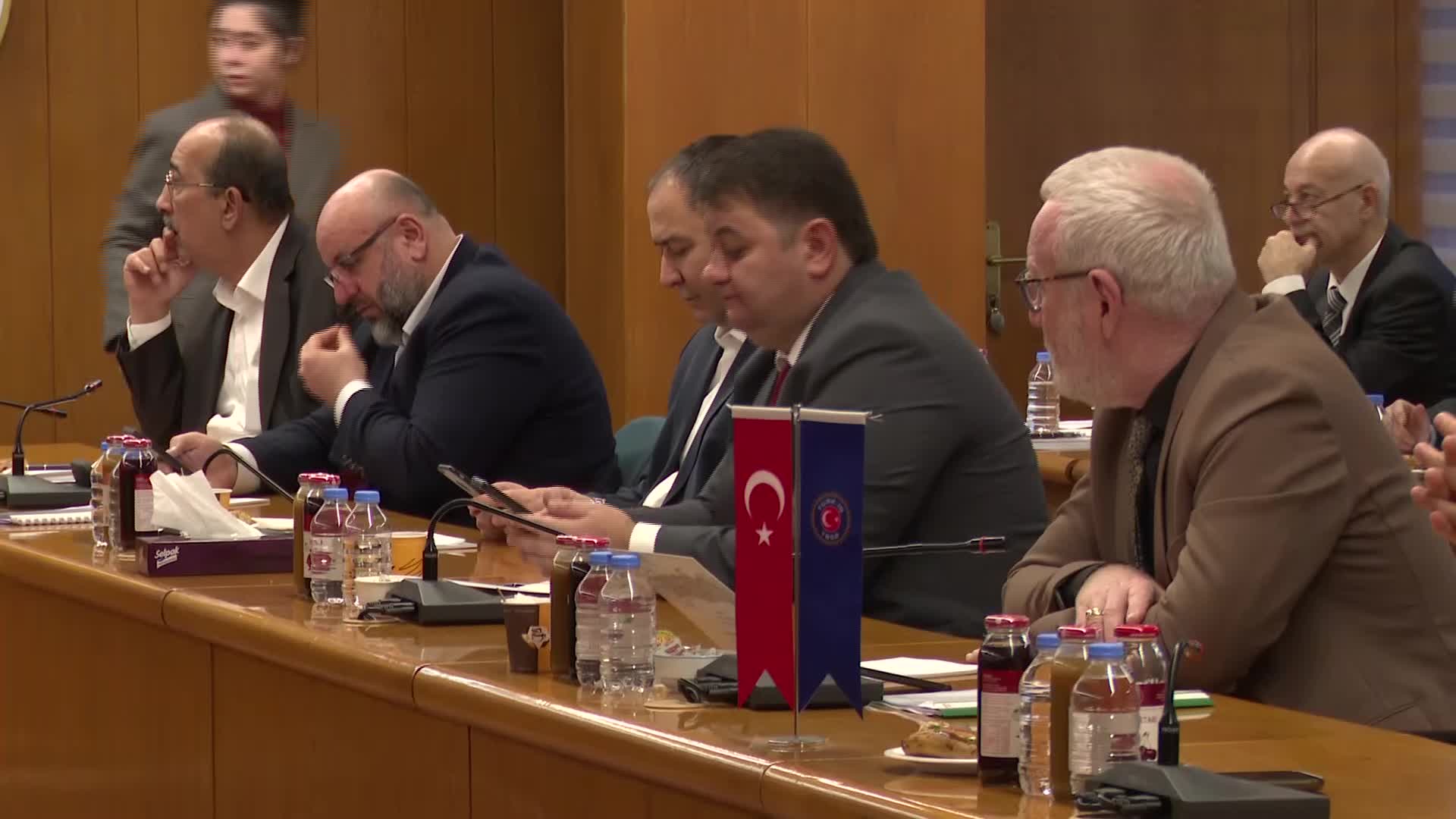 ERGÜN ATALAY: "BİZ BU ÜLKENİN DÖRTTE ÜÇÜYÜZ, TEMSİL NOKTASINDA YÜZDE 1 BİLE DEĞİLİZ"