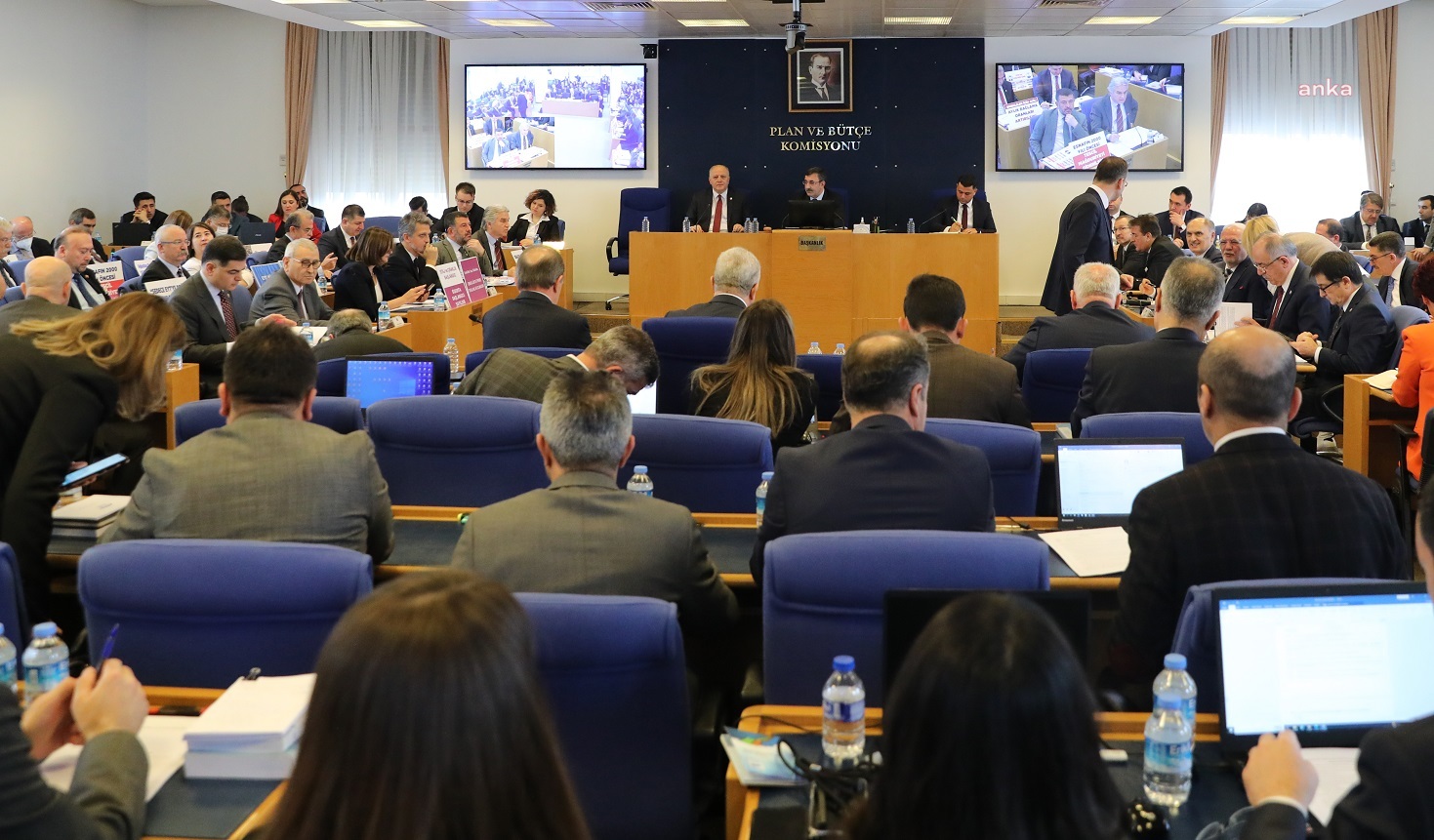 EYT DÜZENLEMESİ KABUL EDİLDİ: “EMEKLİLİKTE PRİME TAKILANLAR” OLUŞACAK