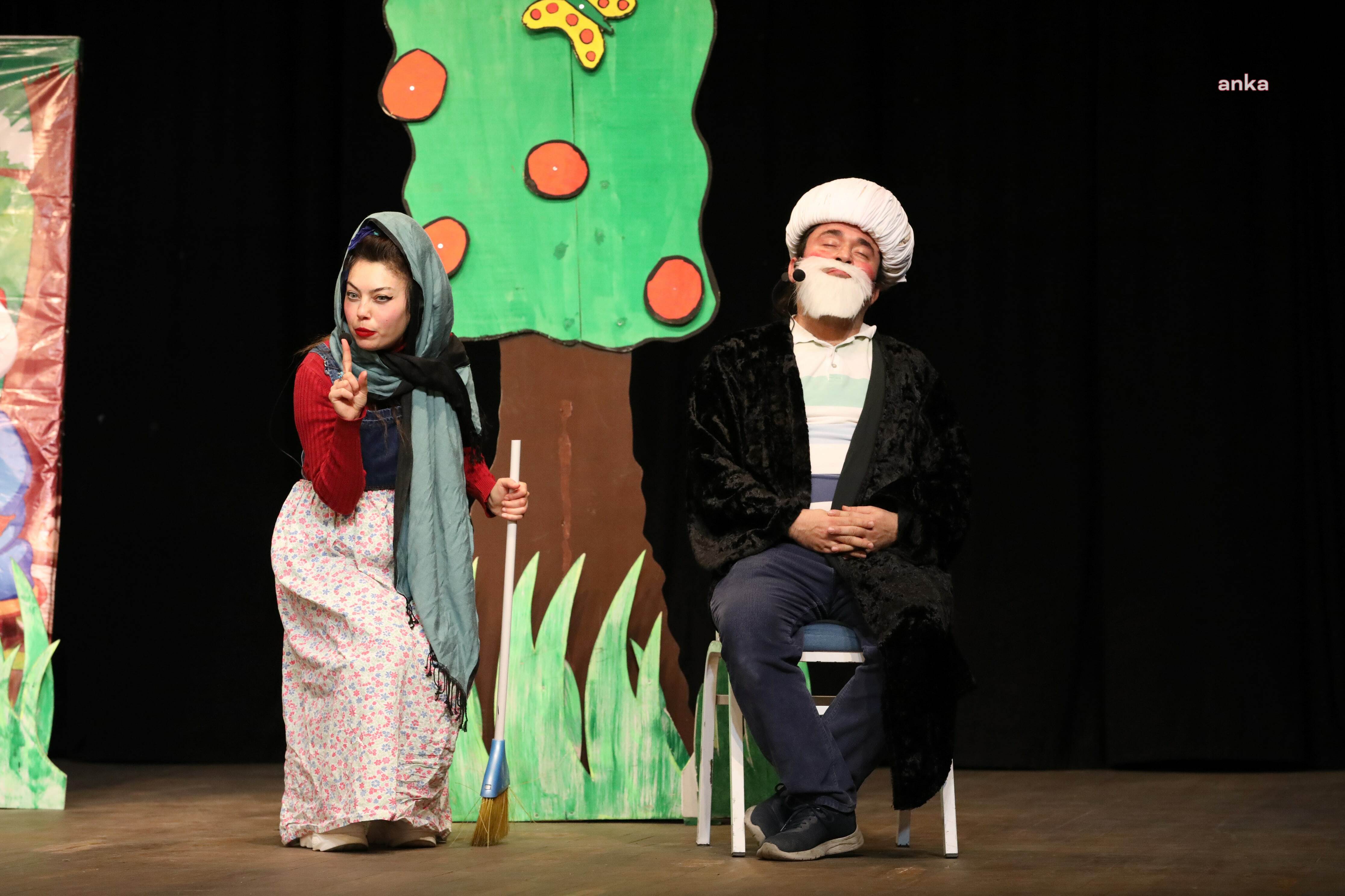 NARLIDERELİ ÇOCUKLAR, NASREDDİN HOCA İLE EĞLENDİ