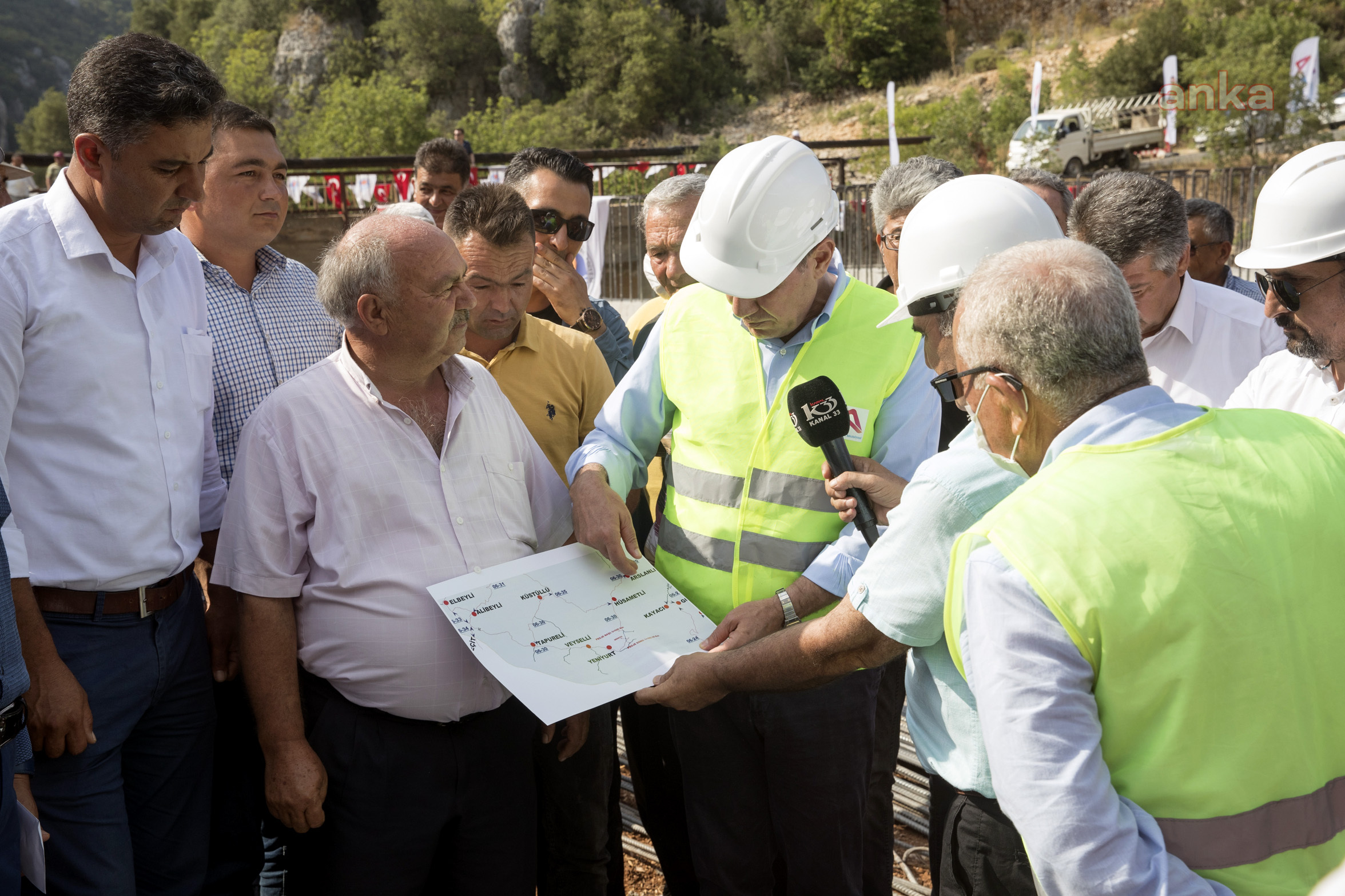 MERSİN BÜYÜKŞEHİR, 50 YILDIR BEKLENEN KÖPRÜYÜ YAPIYOR