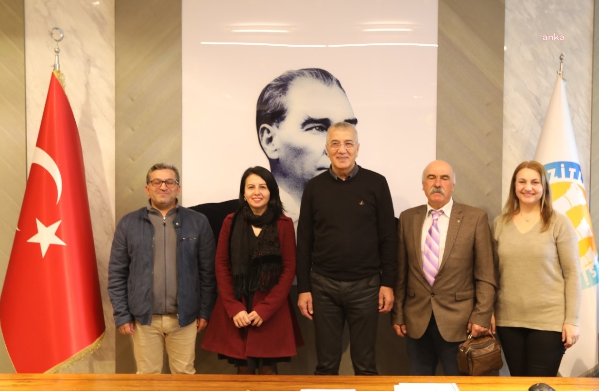 TARIM ÜRETİCİLERİNDEN MEZİTLİ BELEDİYE BAŞKANI TARHAN’A ZİYARET