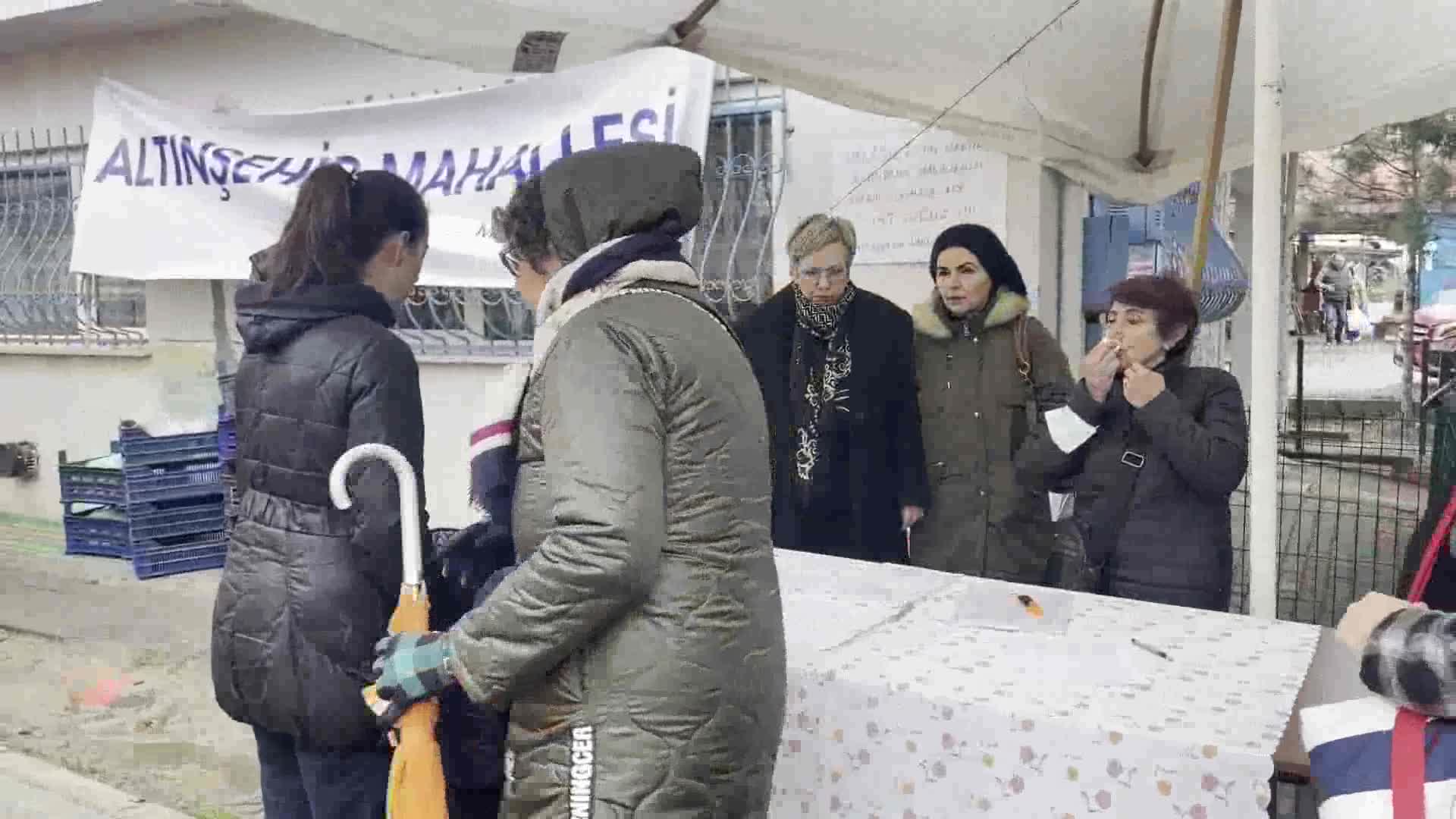 BURSA NİLÜFER'DE ALTINŞEHİR MAHALLESİ SAKİNLERİ BÖLGEYE OKUL YAPILMASI İÇİN İMZA KAMPANYASI BAŞLATTI