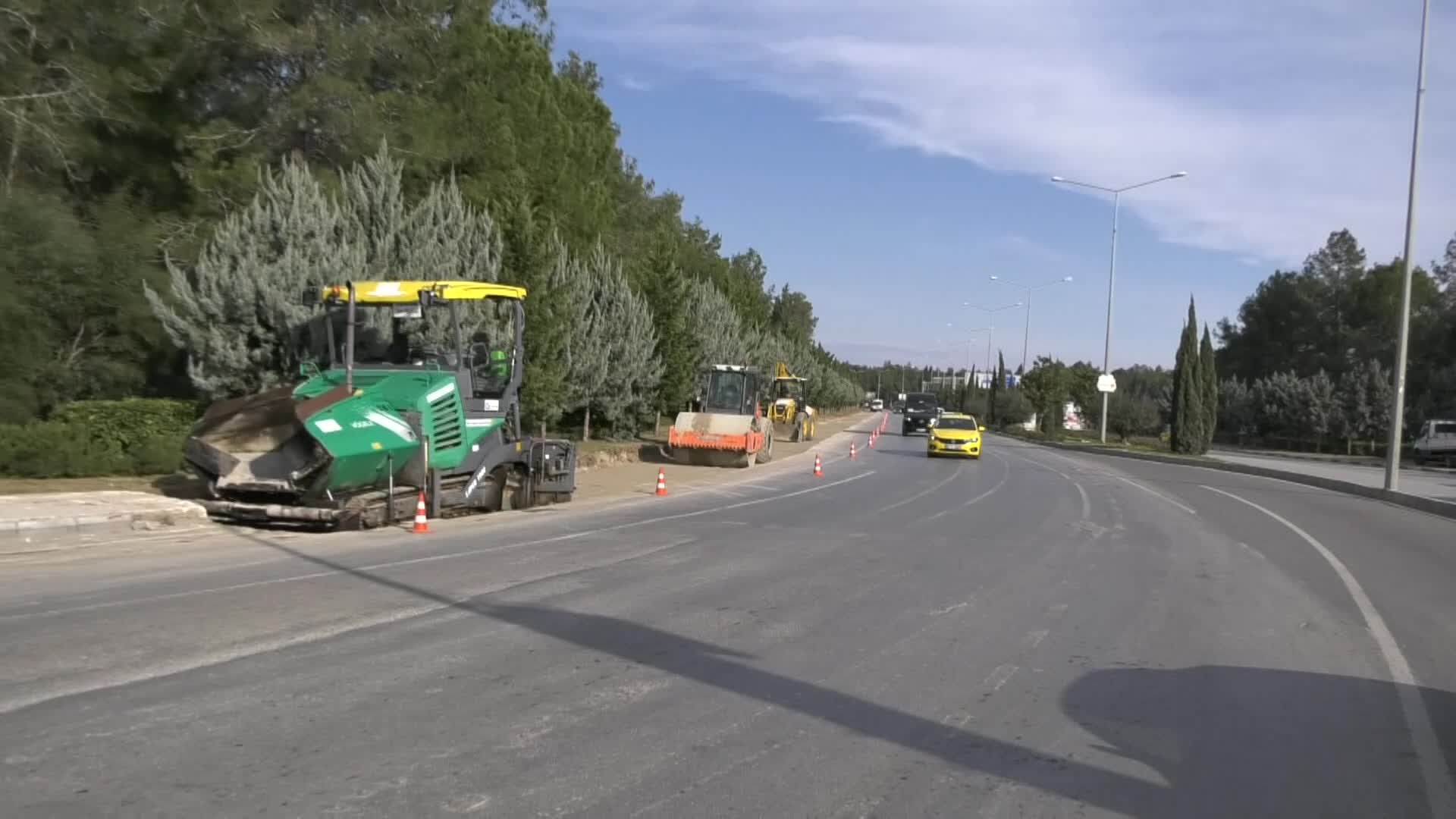 ANTALYA BÜYÜKŞEHİR, HAVALİMANI KAVŞAĞINDA ÇALIŞMA BAŞLATTI