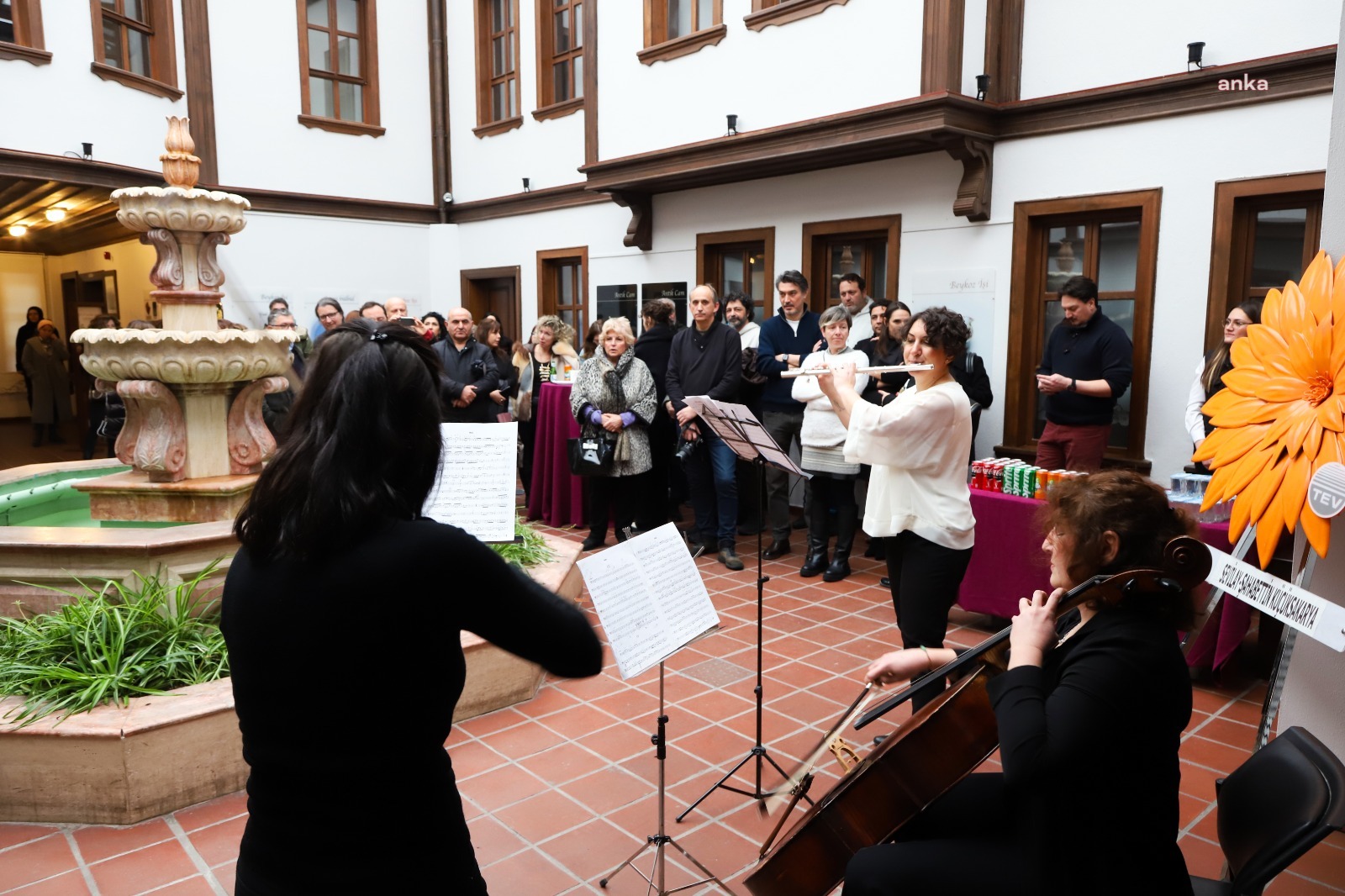 ESKİŞEHİR BÜYÜKŞEHİR, ‘BELLEK’ SERGİSİNİ SANATSEVERLERLE BULUŞTURDU