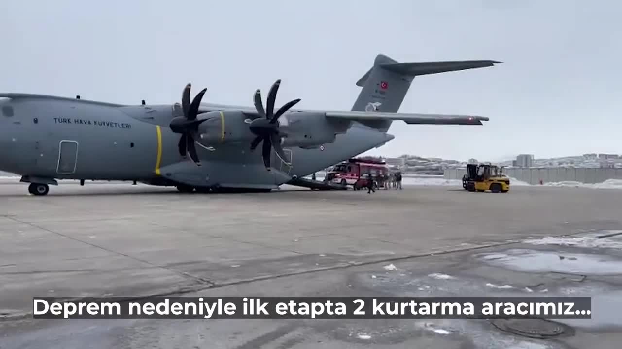 7,7 BÜYÜKLÜĞÜNDEKI DEPREM 10 İLİ VURDU…MANSUR YAVAŞ: ABB’NİN TÜM BİRİMLERİNDEN 129 ARAÇ VE 339 PERSONEL DEPREM BÖLGELERİNE DOĞRU YOLA ÇIKTI