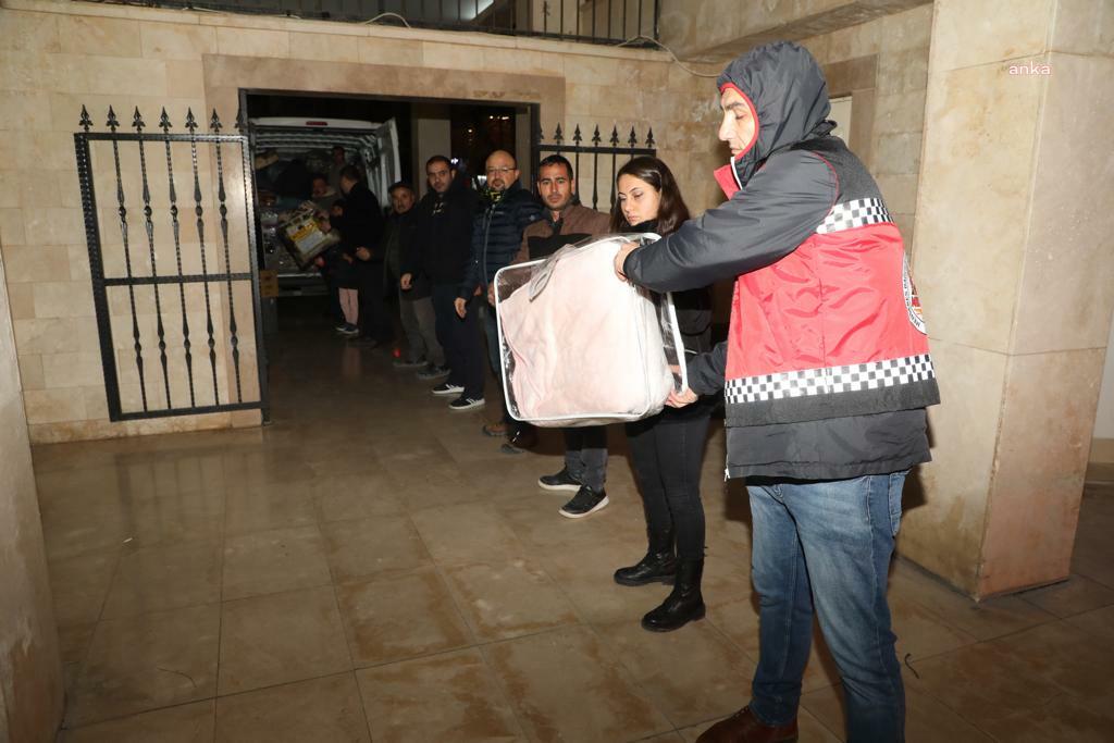 MENDERES BELEDİYESİ'NİN YARDIM KAMPANYASINA YOĞUN İLGİ
