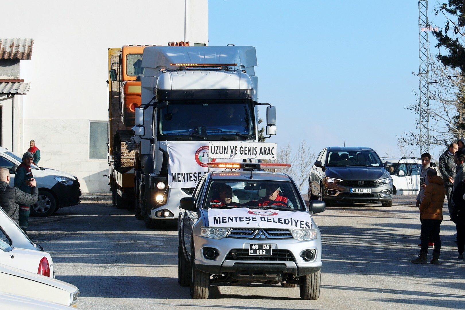 MENTEŞE’DEN DEPREM BÖLGESİNE YARDIM YOLA ÇIKTI