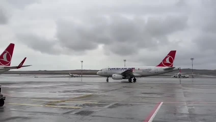 VALİ YERLİKAYA: “İSTANBUL’DAN DEPREM BÖLGESİNE 122 UÇAKLA 20 BİN 515 PERSONEL, 964 YARDIM TIR’I GÖNDERİLDİ”