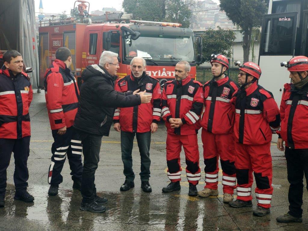 KDZ. EREĞLİ BELEDİYESİ, 18 KİŞİLİK 2. ARAMA-KURTARMA EKİBİNİ, DEPREM BÖLGESİNE GÖNDERDİ