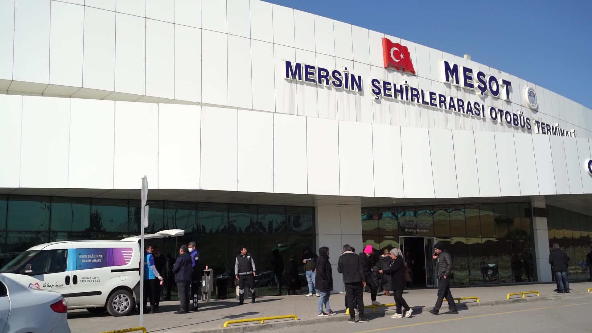 MERSİN BÜYÜKŞEHİR, DEPREMZEDELERİ YURTLARINDA, KONUK EVLERİNDE VE OTELLERDE AĞIRLIYOR
