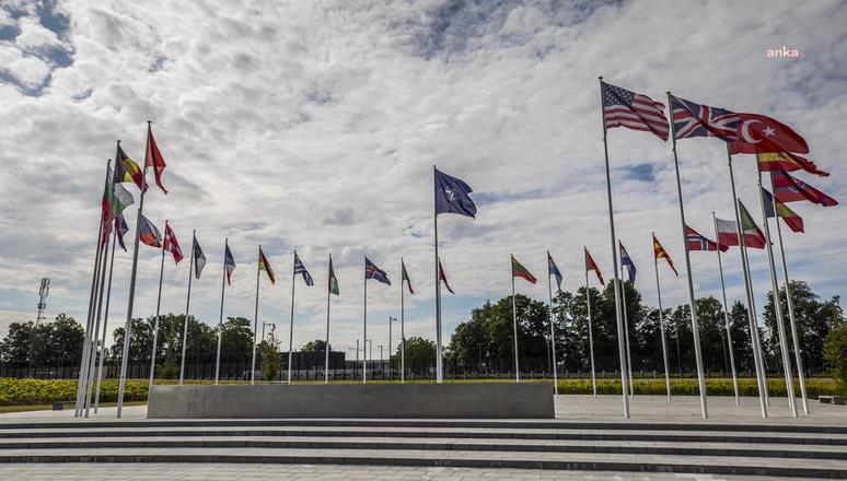 NATO, DEPREMZEDELER İÇİN TÜRKİYE’YE TAM TEŞEKKÜLLÜ BARINMA TESİSLERİ KONUŞLANDIRACAK