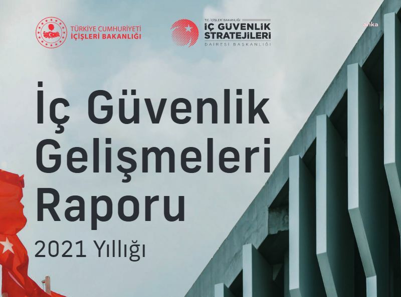 TÜRKİYE’DE 2021 YILINDA GÜNDE ORTALAMA 591 KİŞİ UYUŞTURUCU SUÇLARINDAN GÖZALTINA ALINDI; 61 KİLO EROİN, 7,7 KİLO KOKAİN, 15 KİLO METAMFETAMİN ELE GEÇİRİLDİ