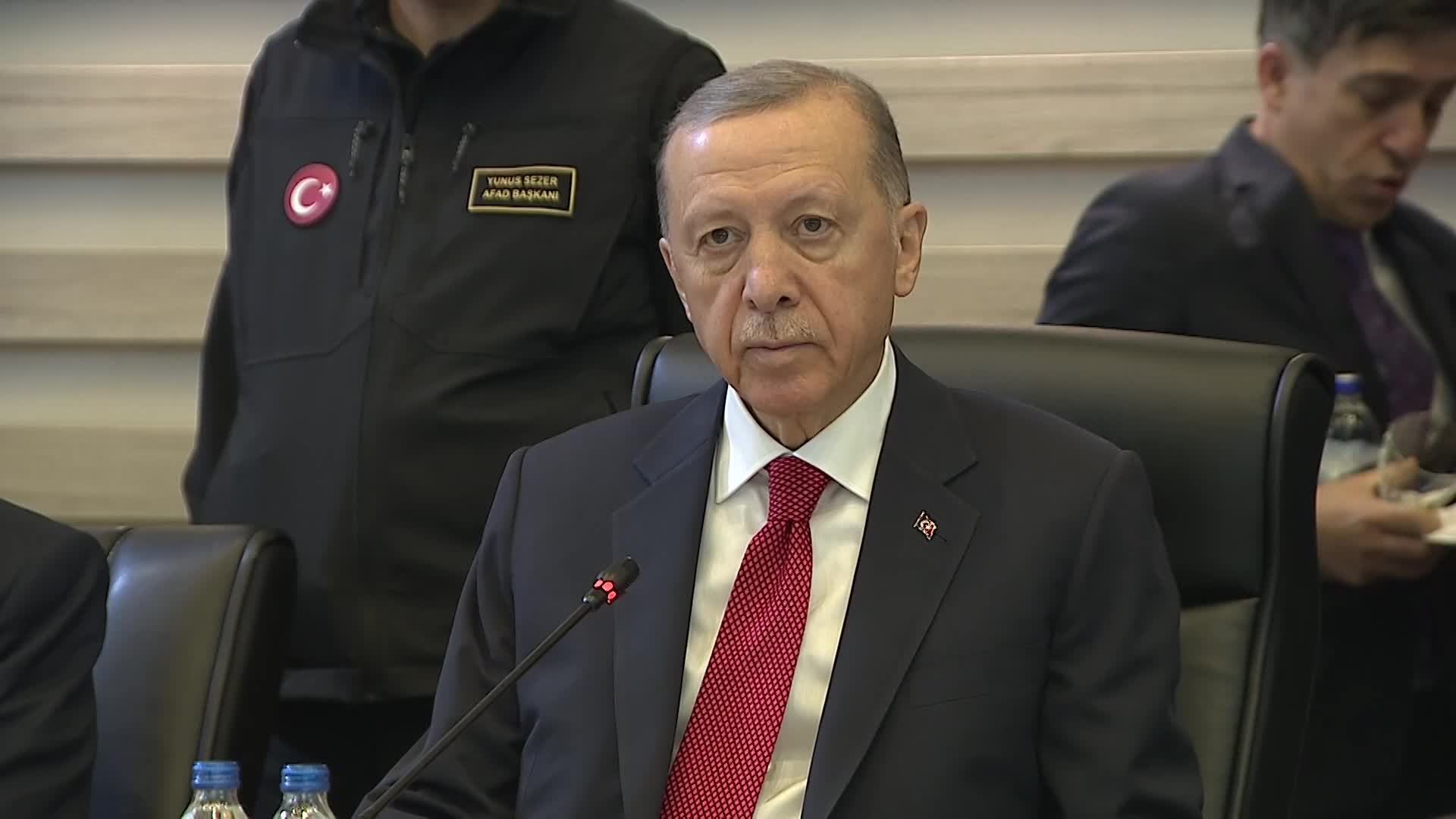 ERDOĞAN: BU MİLLET, BU TÜR FELAKETLERİN ALTINDAN BUGÜNE KADAR NASIL KALKTIYSA BUNDAN SONRA DA KALKAR VE KALKACAĞIZ. HİÇ ENDİŞEMİZ YOK
