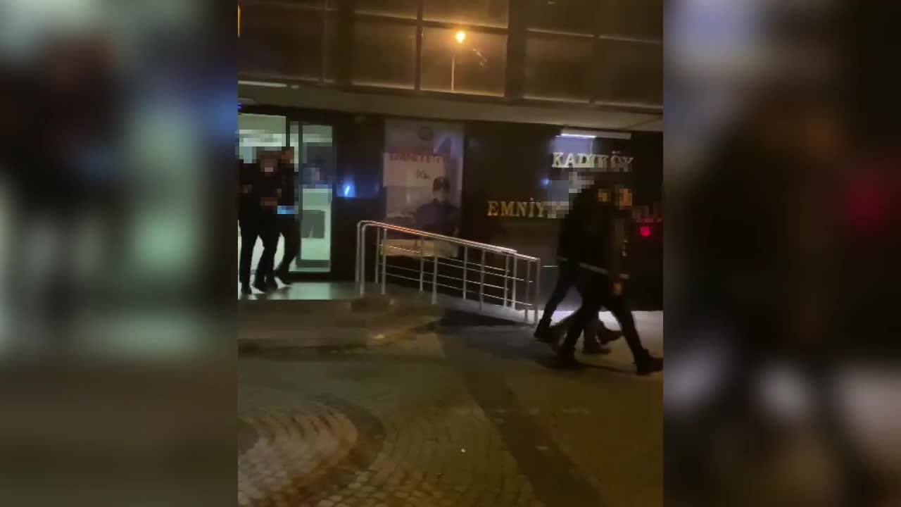 DİYARBAKIR'DA DEPREMDE YIKILAN DİYAR GALERİA İŞ MERKEZİ'NİN MÜLK SAHİBİ İLE PROJE SORUMLULARI YAKALANDI