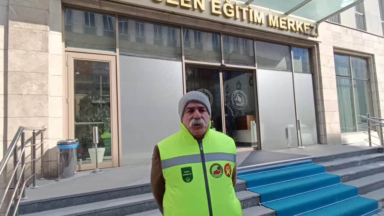 TARIM ORMAN-İŞ BAŞKANI DURMUŞ: “ONLARCA AİLE ANKARA'DA KALACAK YER ARARKEN OGM MİSAFİRHANESİNİ MİLLETVEKİLLERİ İŞGAL ETMEYE DEVAM EDİYOR"