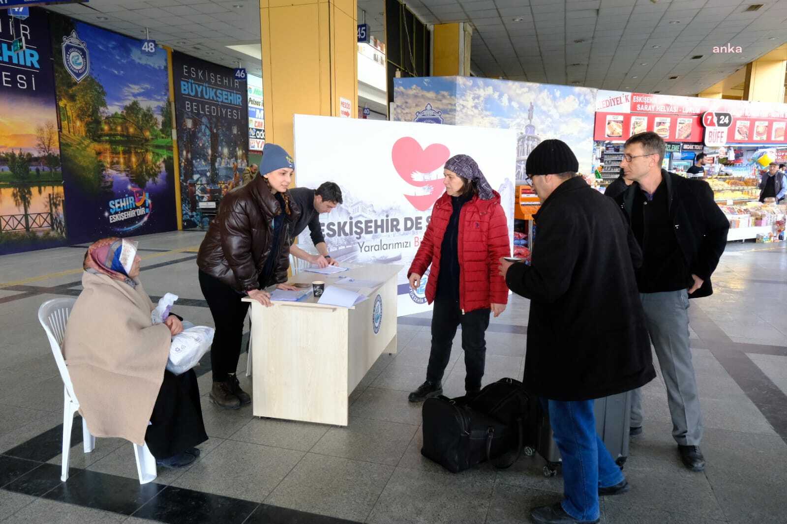 ESKİŞEHİR BÜYÜKŞEHİR’DEN KENTTEKİ DEPREMZEDELERE PSİKOLOJİK DANIŞMANLIK HİZMETİ