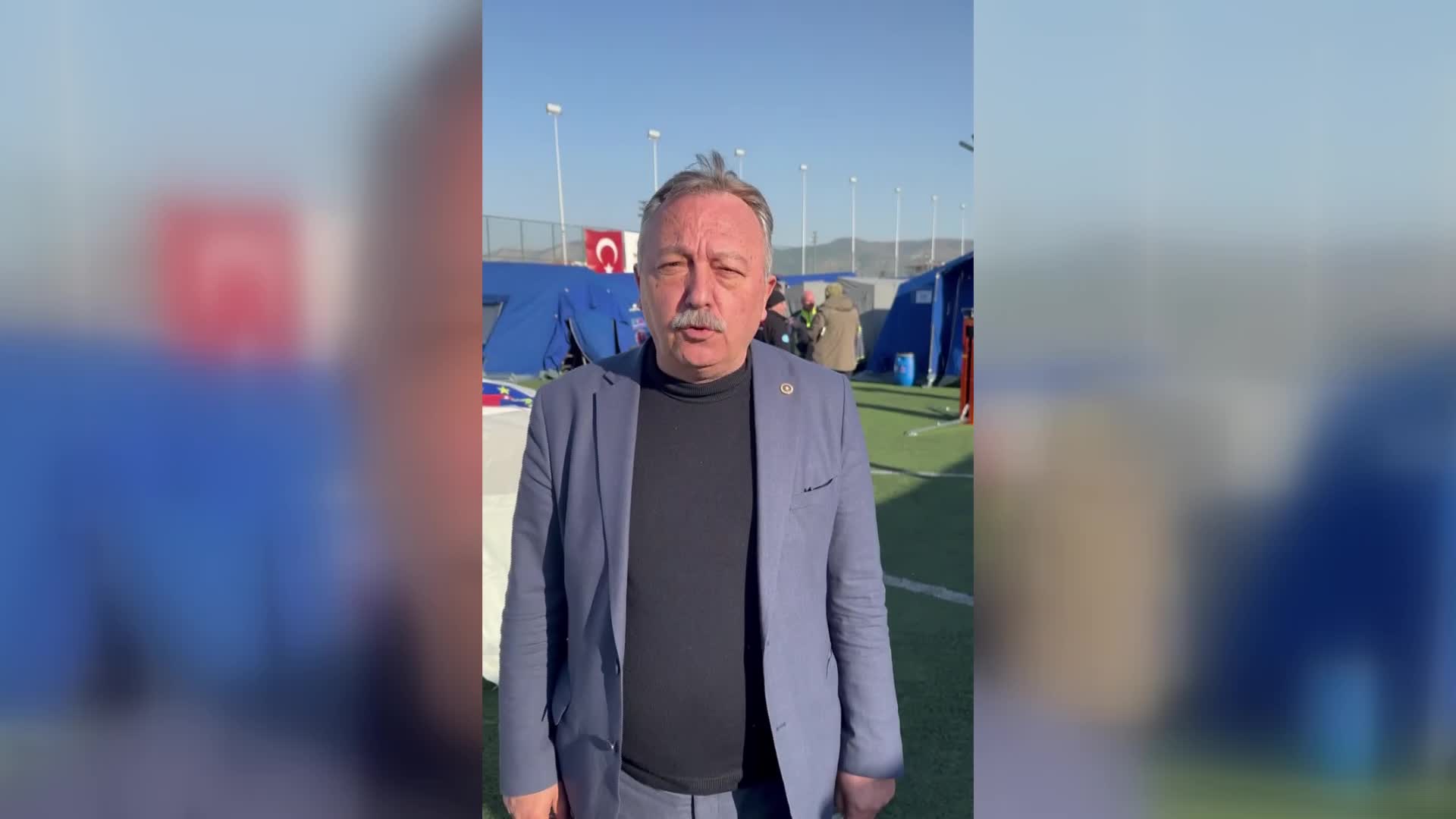 TACETTİN BAYIR: “İTALYA’DAN GELEN EKİPLER SAHRA HASTANESİ KURDULAR. YARIN İTİBARİYLE BURADA AMELİYAT YAPABİLECEKLERİNİ İFADE ETTİLER”