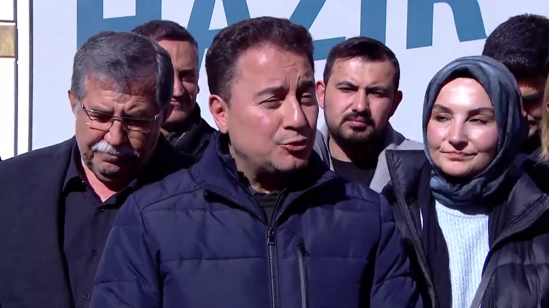 ALİ BABACAN: “KAMU KURULUŞLARININ BAĞIŞ AÇIKLAMASI KADAR ABES BİR ŞEY YOK. KİMSE KİMSEYE MİLLETİN PARASIYLA CAKA SATMASIN”