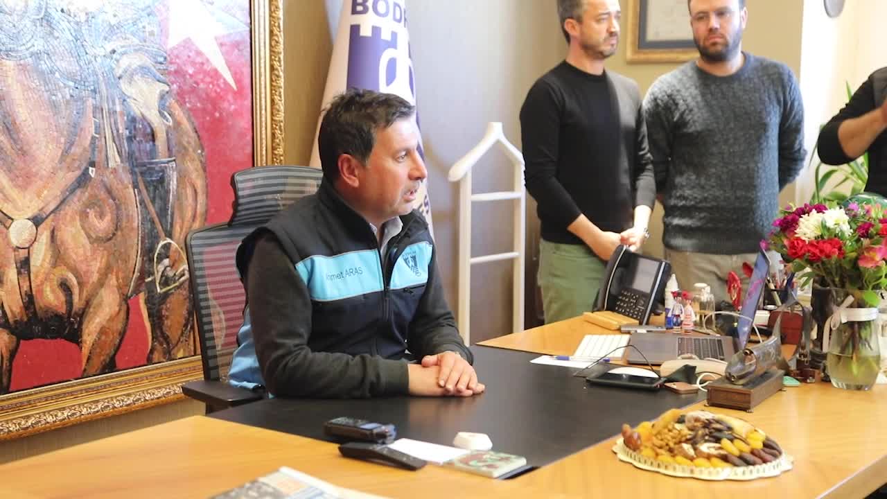 BODRUMLU 5 YAŞINDAKİ MEHMET'TEN DUYGULANDIRAN BAĞIŞ: “DEPREMZEDE ARKADAŞIMA OYUNCAK ALIN AHMET ARAS AMCA”