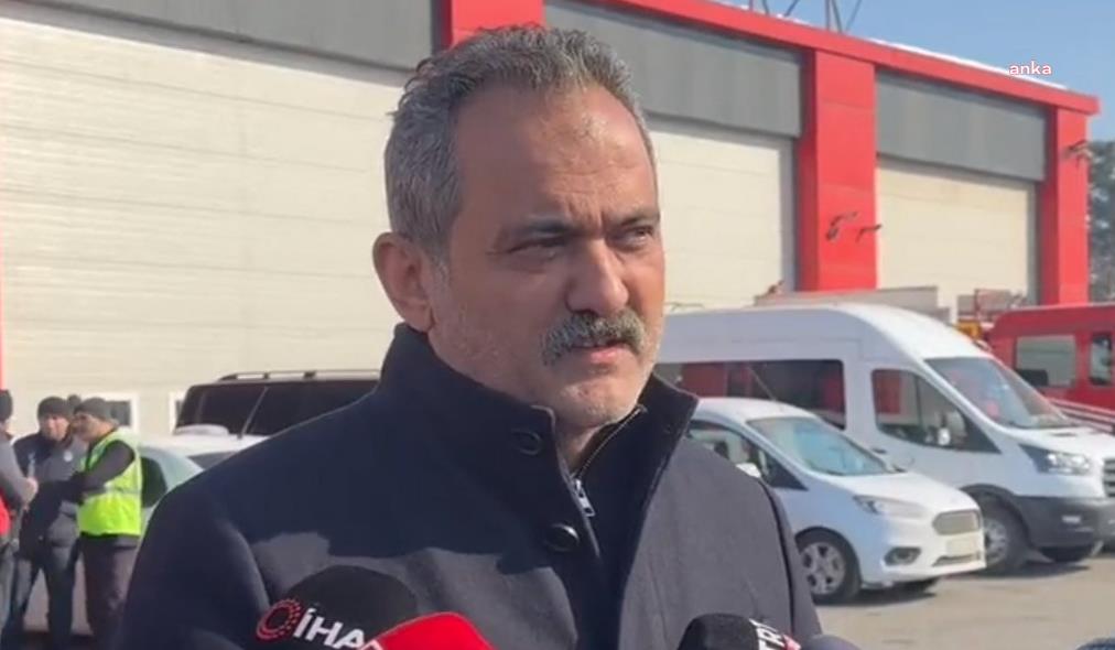 BAKAN ÖZER: 99 BİN 853 ÖĞRENCİMİZİN DİĞER İLLERE NAKİL İŞLEMİNİ GERÇEKLEŞTİRDİK