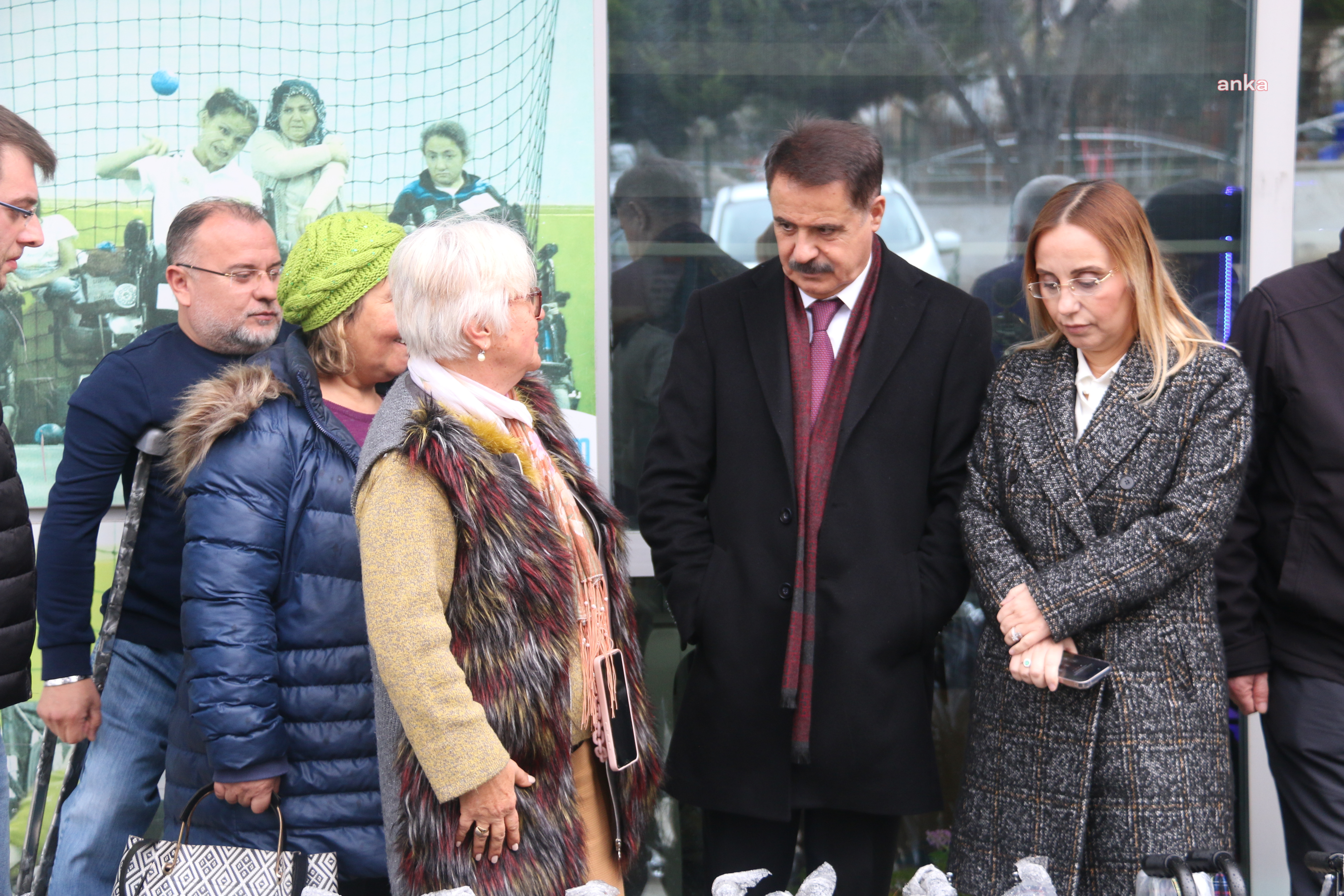 ATAKUM BELEDİYESİ'NDEN ENGELLİ YURTTAŞLARA TEKERLEKLİ SANDALYE DESTEĞİ