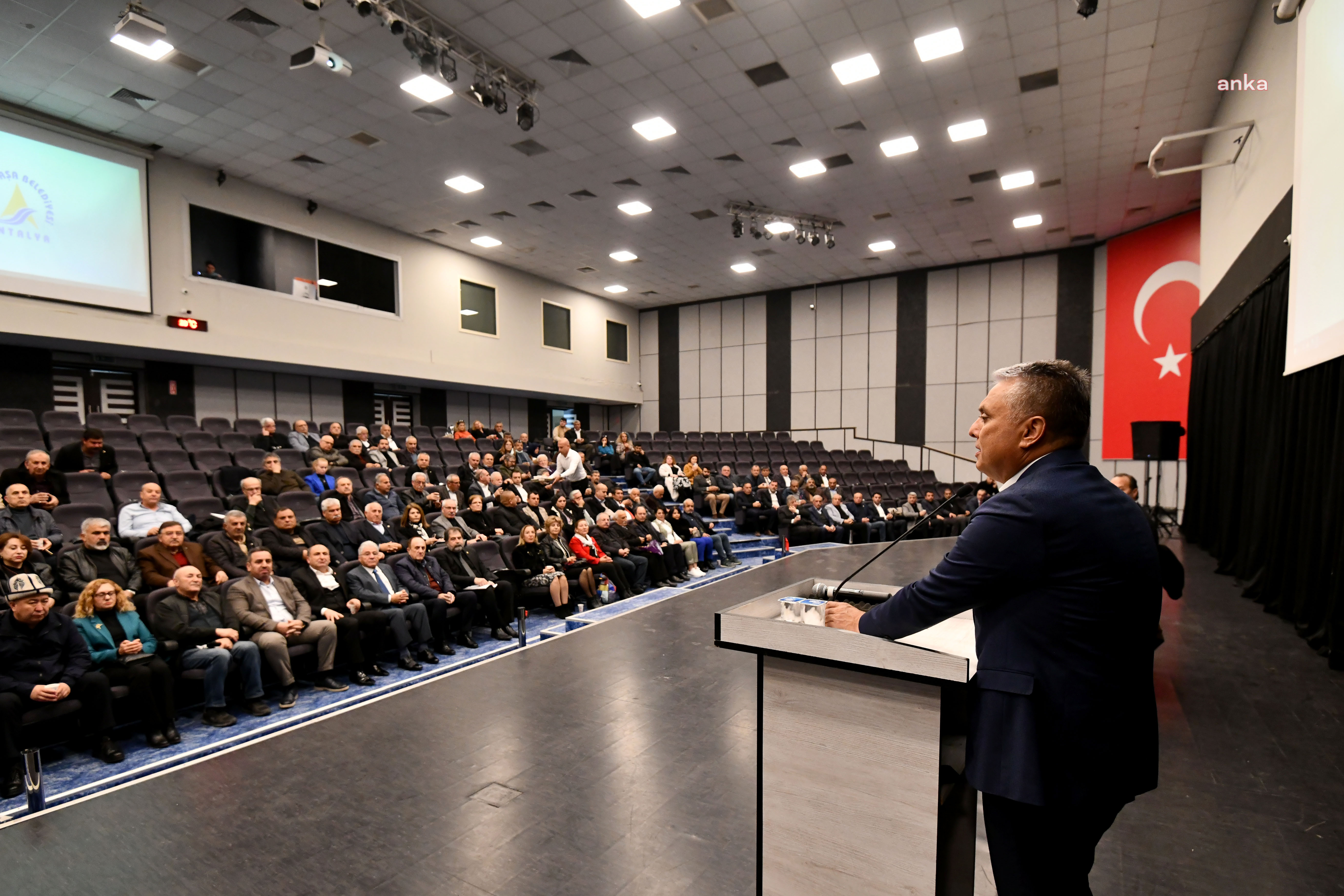 ANTALYA'DA HEMŞEHRİ DERNEKLERİ DEPREMZEDELER İÇİN TOPLANDI