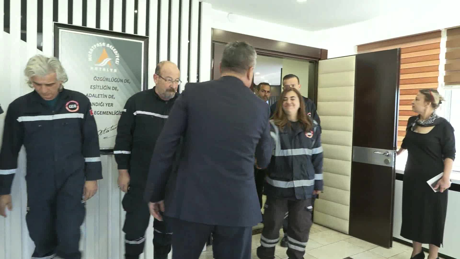 BELEDİYE BAŞKANI UYSAL,  ‘MURATPAŞA MAHALLE AFET GÖNÜLLÜLERİ’ PROGRAMINI BAŞLATACAKLARINI AÇIKLADI