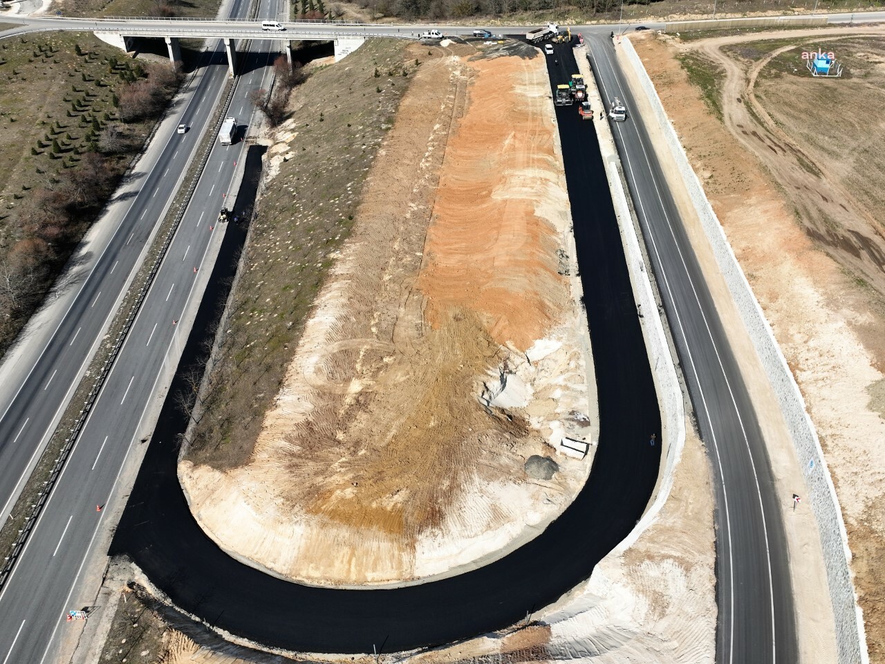 ÇERKEZKÖY BELEDİYE BAŞKANI AKAY: "TEPE İSTANBUL BAĞLANTI YOLU PROJESİ’NDE ÇALIŞMALAR DEVAM EDİYOR"