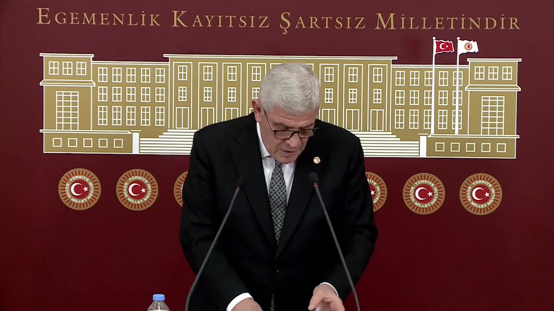 MÜSAVAT DERVİŞOĞLU: “CUMHURBAŞKANI ERDOĞAN’I KASIMPAŞA’DA BİTİRİMHANE İŞLETMEDİĞİ, DEVLET YÖNETTİĞİ HUSUSUNDA UYARIYORUM”