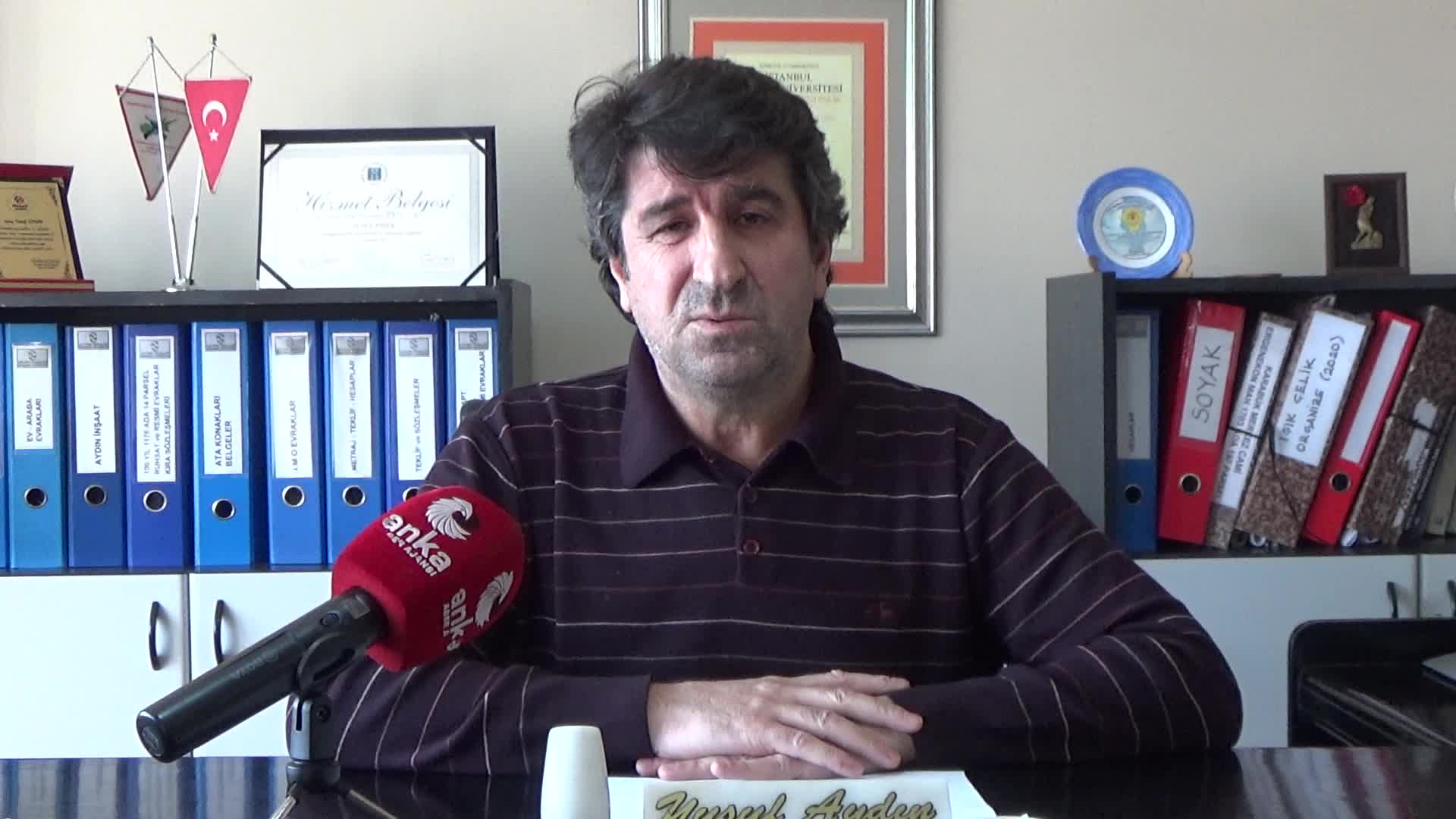 DEVA PARTİSİ KARABÜK İL BAŞKAN AYDIN: KİRALIK MÜHENDİSLER VAR, DİPLOMALARINI KİRAYA VERİYORLAR. MÜTEAHHİTLER, BU DİPLOMALARI KULLANARAK İSTEDİKLERİ GİBİ İŞLERİNİ YAPIYOR