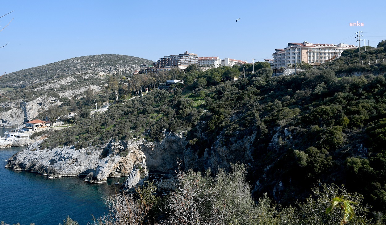 KUŞADASI BELEDİYESİ’NDEN DOĞAL BOTANİK PARK’A KORUMA ÇEMBERİ