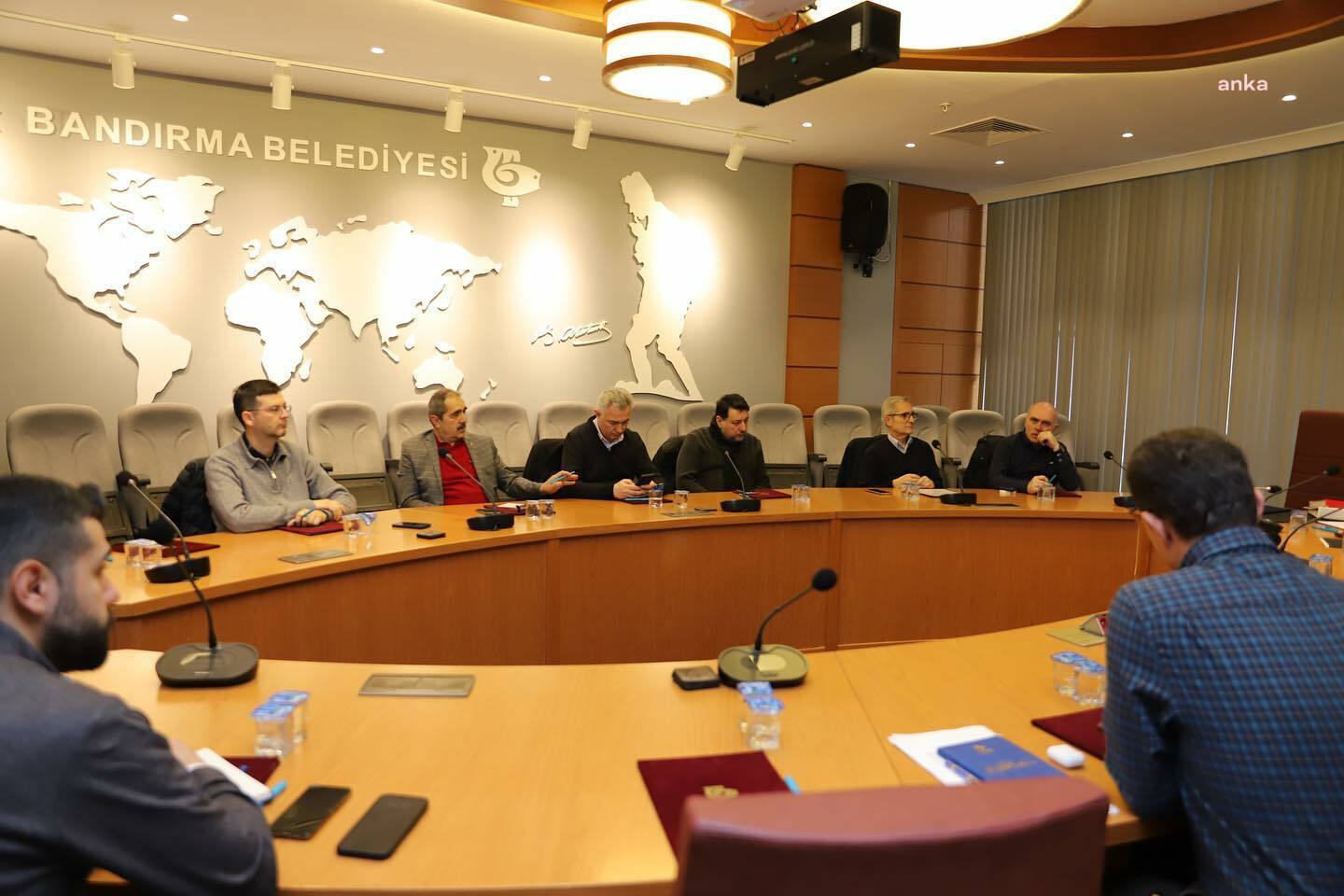 BANDIRMA BELEDİYESİ DEPREME HAZIRLIK ÇALIŞMALARINI BAŞLATTI: YAPIMI DEVAM EDEN İNŞAATLAR DENETLENECEK
