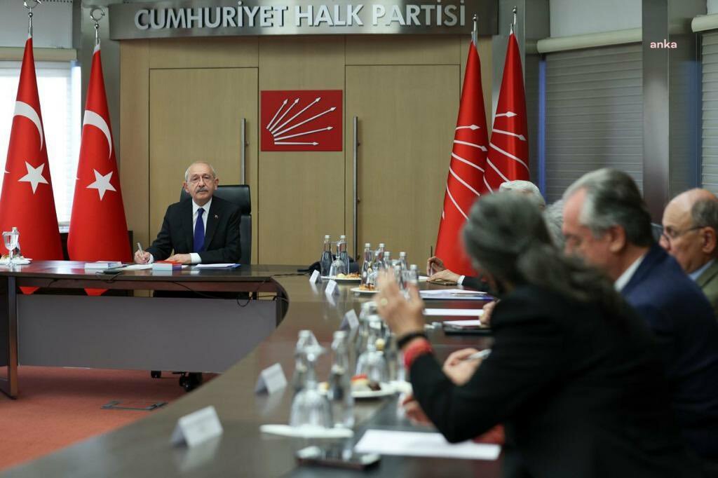 KILIÇDAROĞLU: BİLİM İNSANLARININ KATILIMIYLA ULUSAL AFET STRATEJİSİ TOPLANTILARIMIZIN İLKİNİ GERÇEKLEŞTİRDİK