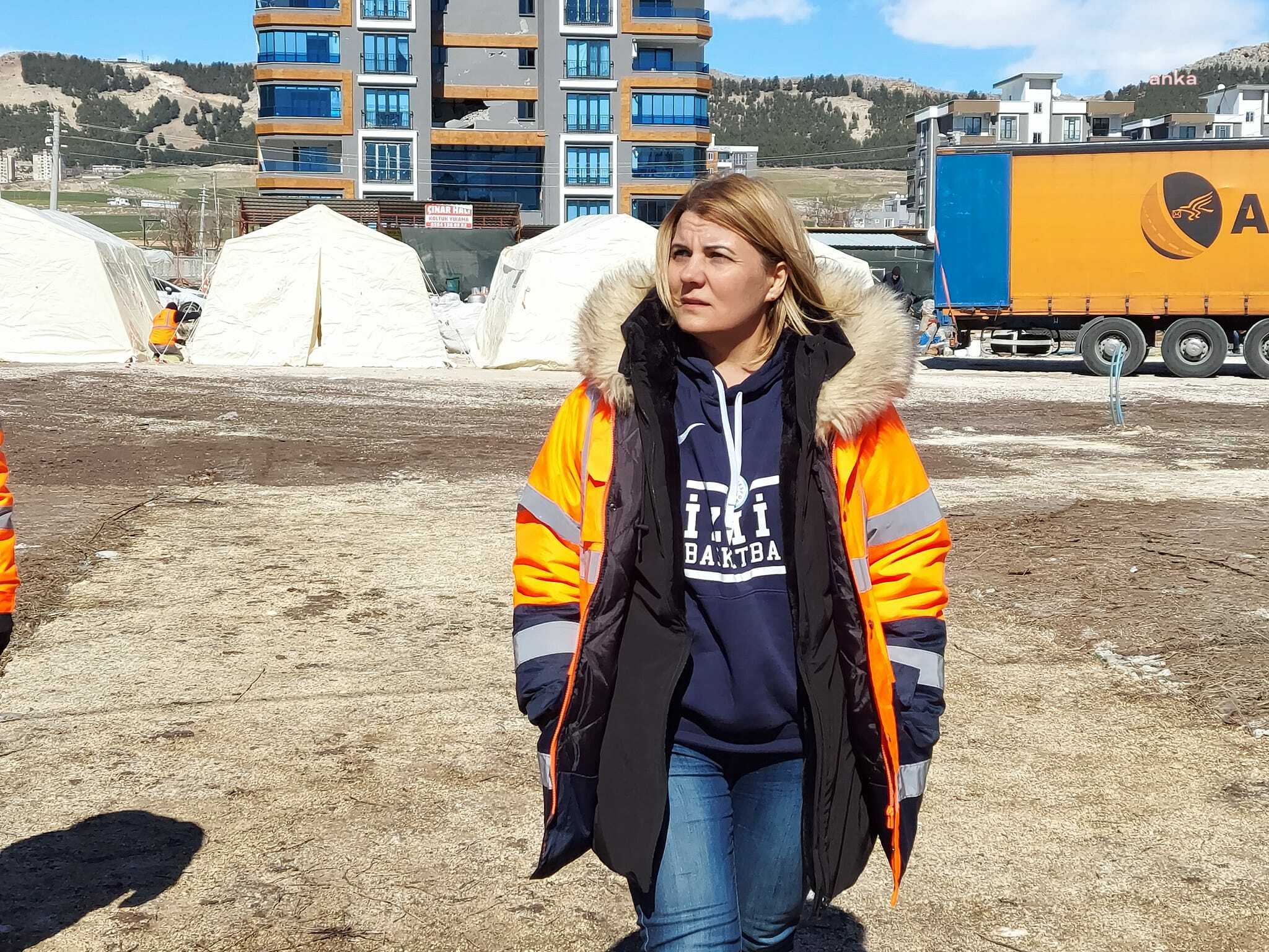 İZMİT BELEDİYE BAŞKANI HÜRRİYET: "AFET YÖNETİMİNDE KARDEŞ BELEDİYECİLİK SİSTEMİNE GEÇİLMELİ"
