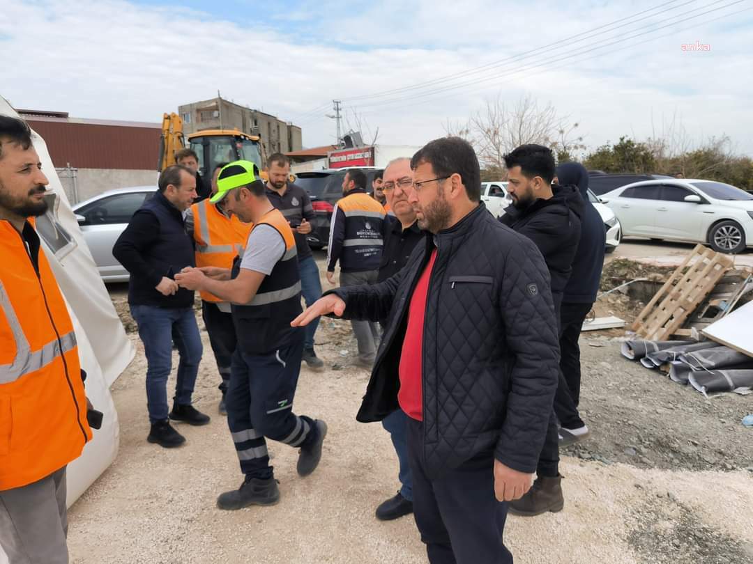 SAMANDAĞ BELEDİYE BAŞKANI ERYILMAZ: "VATANDAŞLARIMIZ FERYAT FİGAN ‘ÇADIR’ DİYE HAYKIRIYOR. BARINMA SORUNUNU ARTIK ÇÖZÜN"