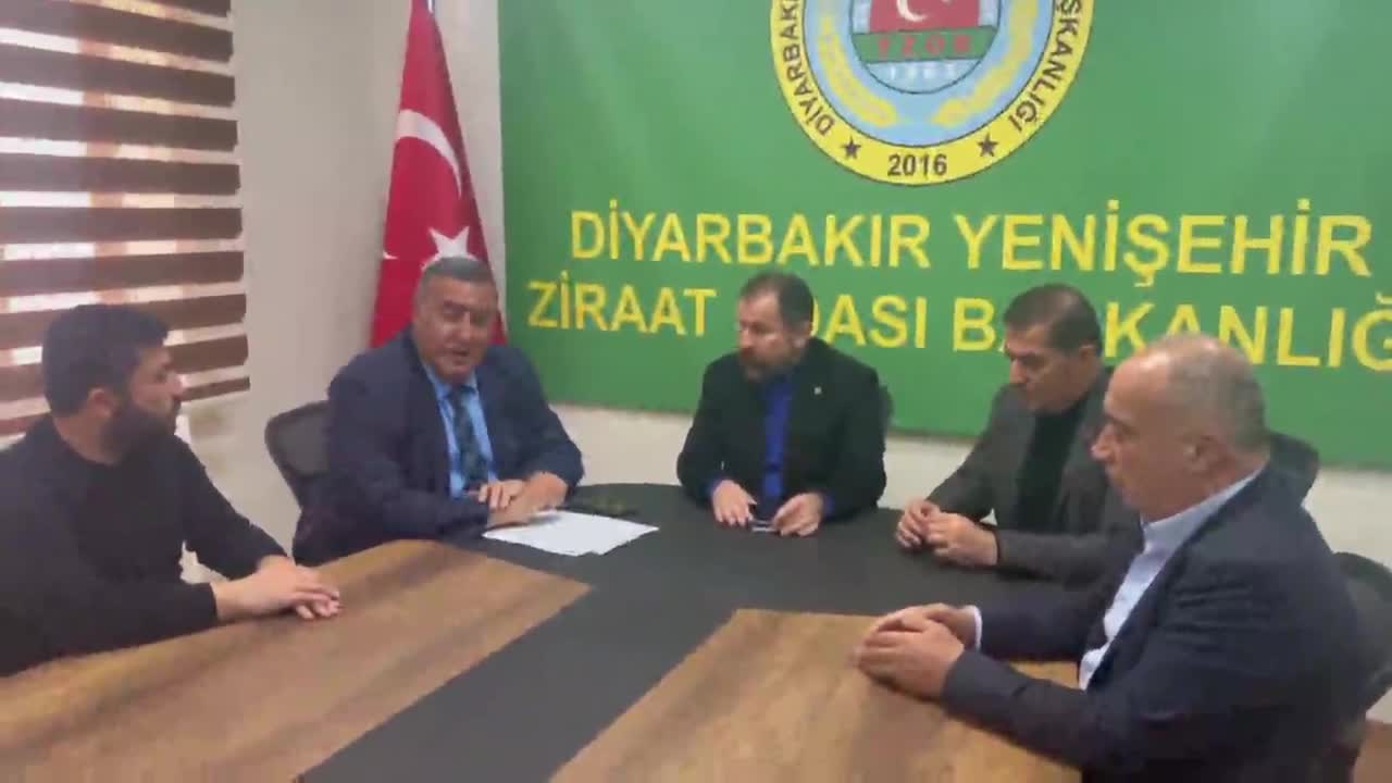 YENİŞEHİR ZİRAAT ODASI BAŞKANI İSKENDEROĞLU: “ÇİFTÇİ MAZOT VE GÜBRE PARASI ALACAK DİYE SEVİNDİK, BORCU OLAN ÇİFTÇİLERİMİZİN PARALARINA DİCLE ELEKTRİK, ZİRAAT BANKASI'YLA KENDİ HESAPLARINA AKTARMIŞ”