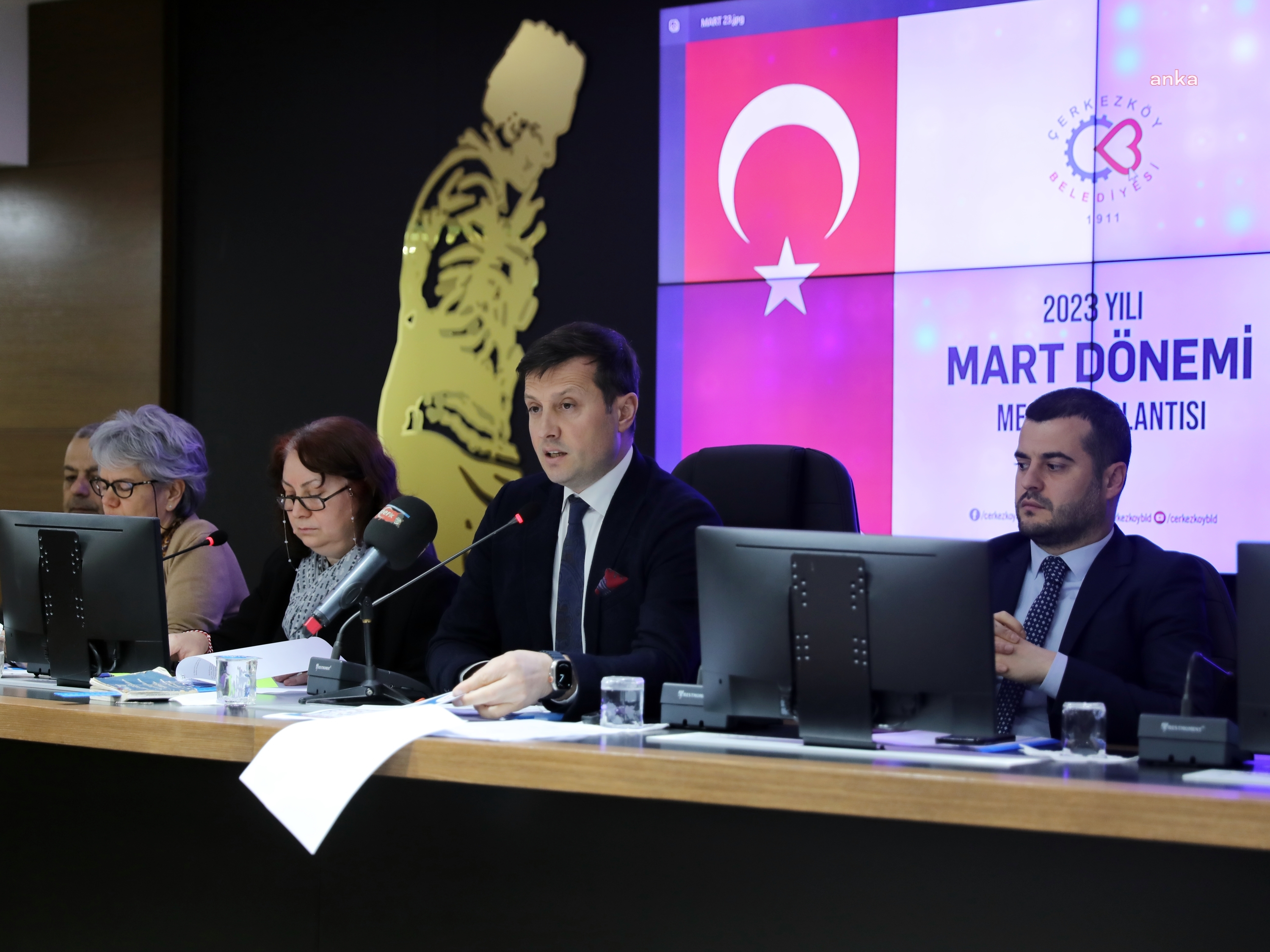 ÇERKEZKÖY BELEDİYE BAŞKANI AKAY: 3 BİN 470 VATANDAŞIMIZ AFET BÖLGESİNE GÖNDERİLMEK ÜZERE YARDIMLARINI TESLİM ETTİ. HERKESE ÇOK TEŞEKKÜR EDİYORUM”