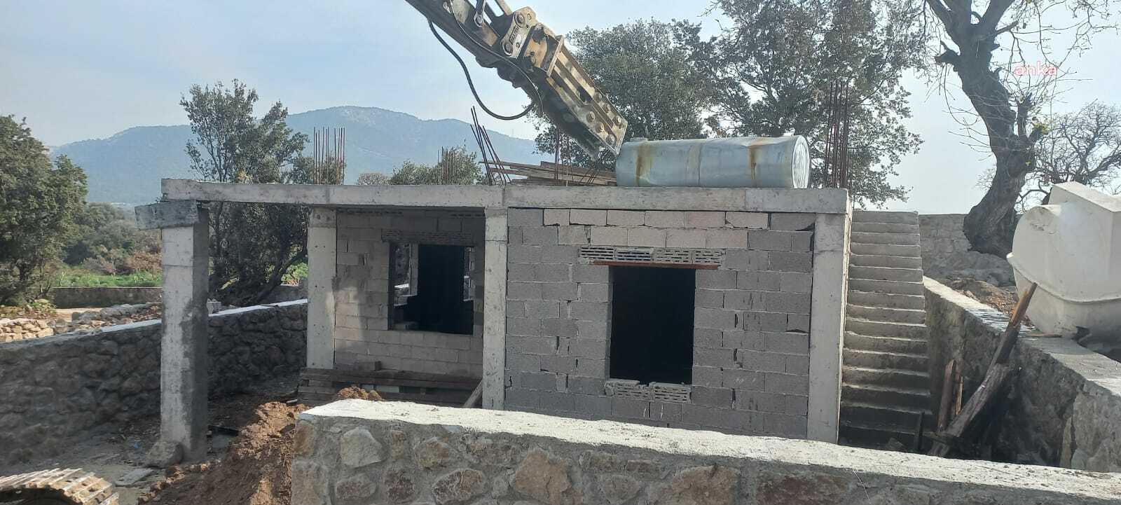 BODRUM’DA KAÇAK YAPILAŞMA İLE MÜCADELE SÜRÜYOR