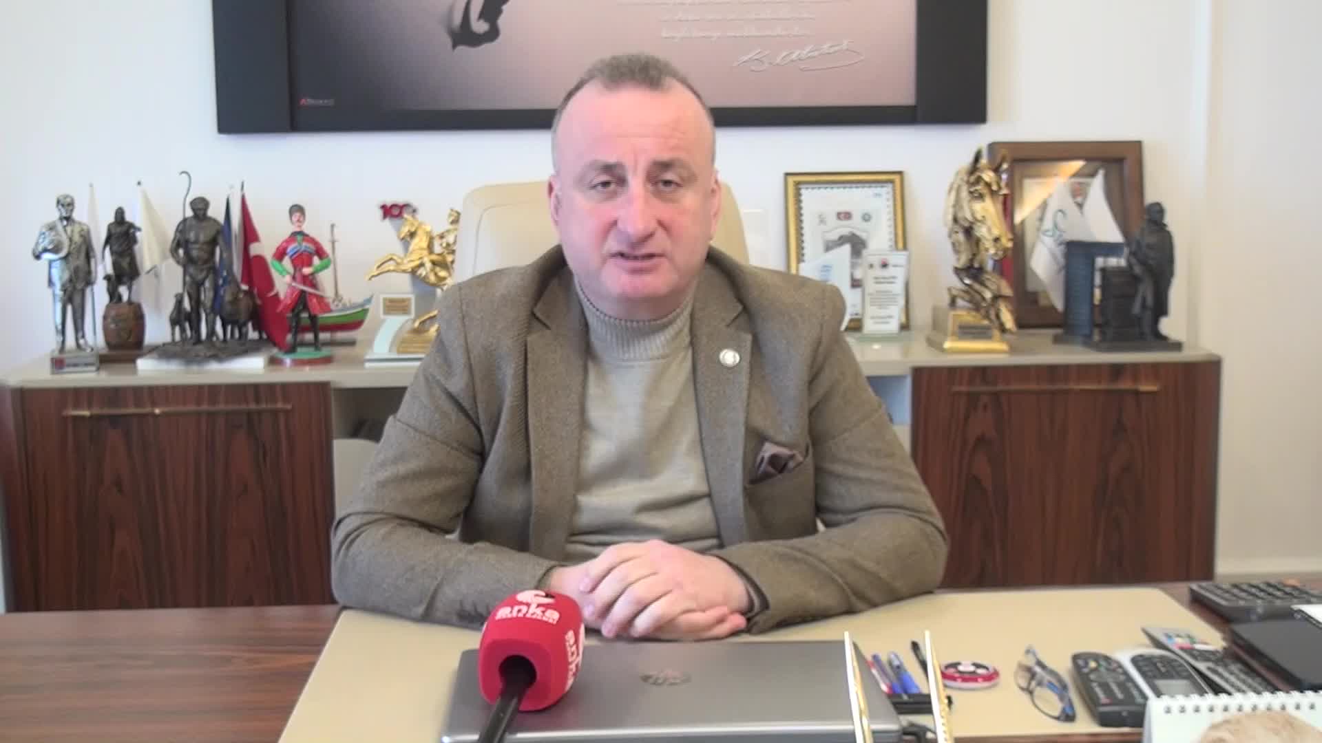 SİNOP BELEDİYE BAŞKANI BARIŞ AYHAN: "DEPREMZEDE MİSAFİRLERİMİZİ BURADA UZUN SÜRELİ DE OLSA MİSAFİR ETMEYE, SİNOP MİSAFİRPERVERLİĞİNİ HER YÖNÜYLE ONLARA GÖSTERMEYE HAZIRIZ"