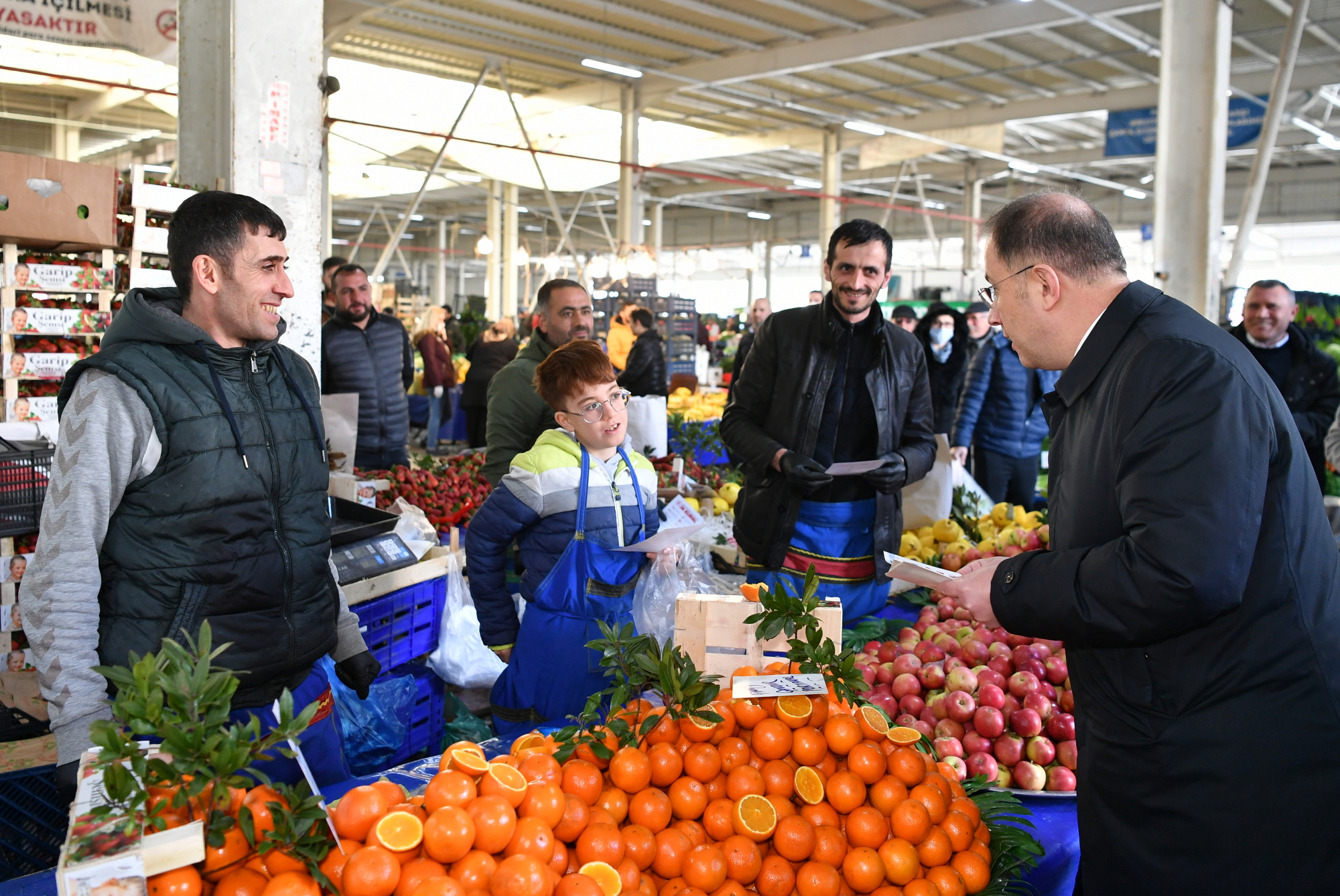 BEYLİKDÜZÜ BELEDİYESİ'NDEN "SOSYAL MESAFE" UYARISI